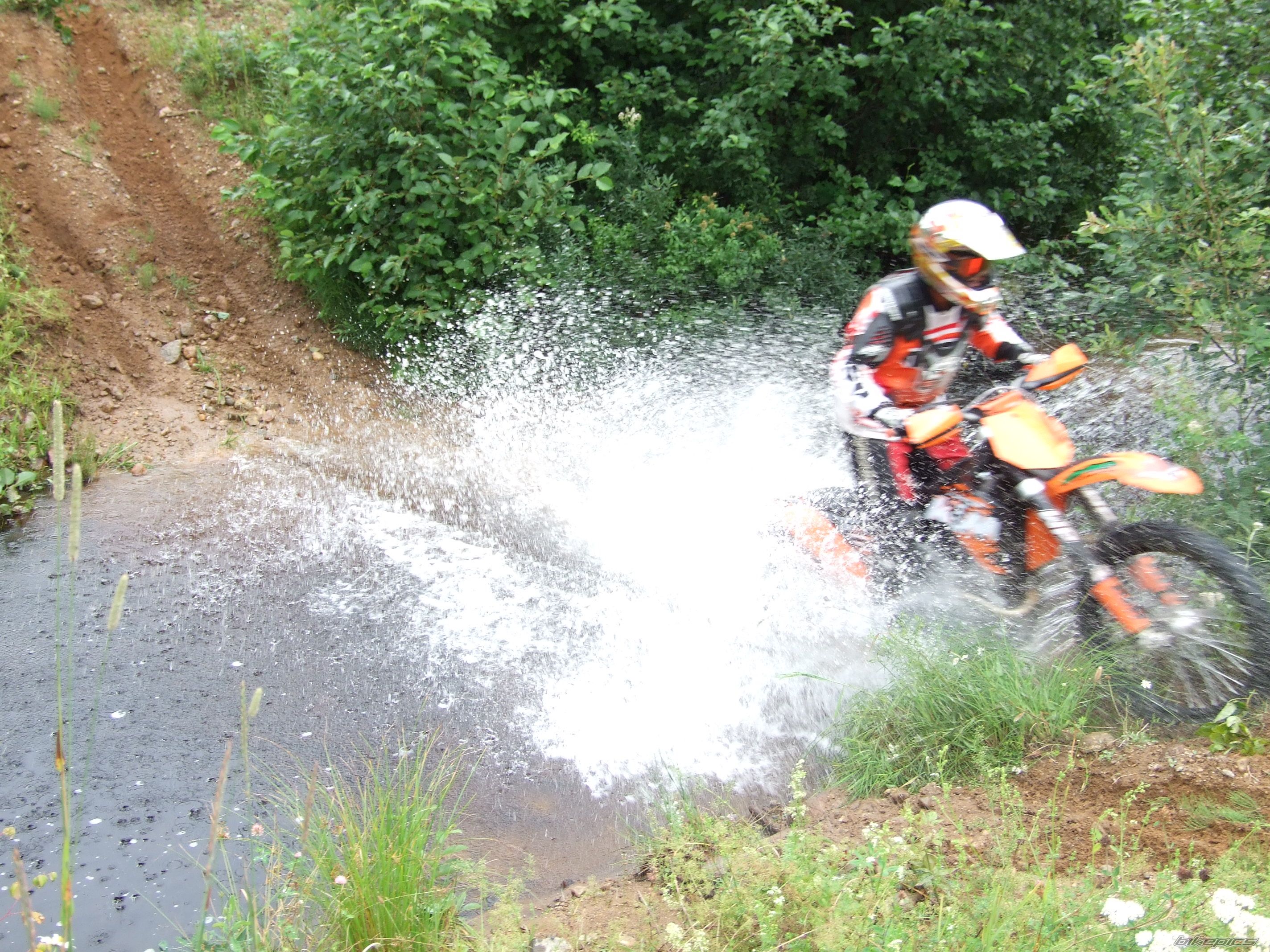 Photo 1372409