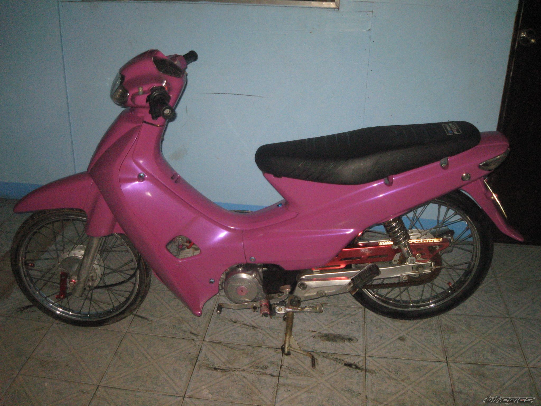 Photo 1372414