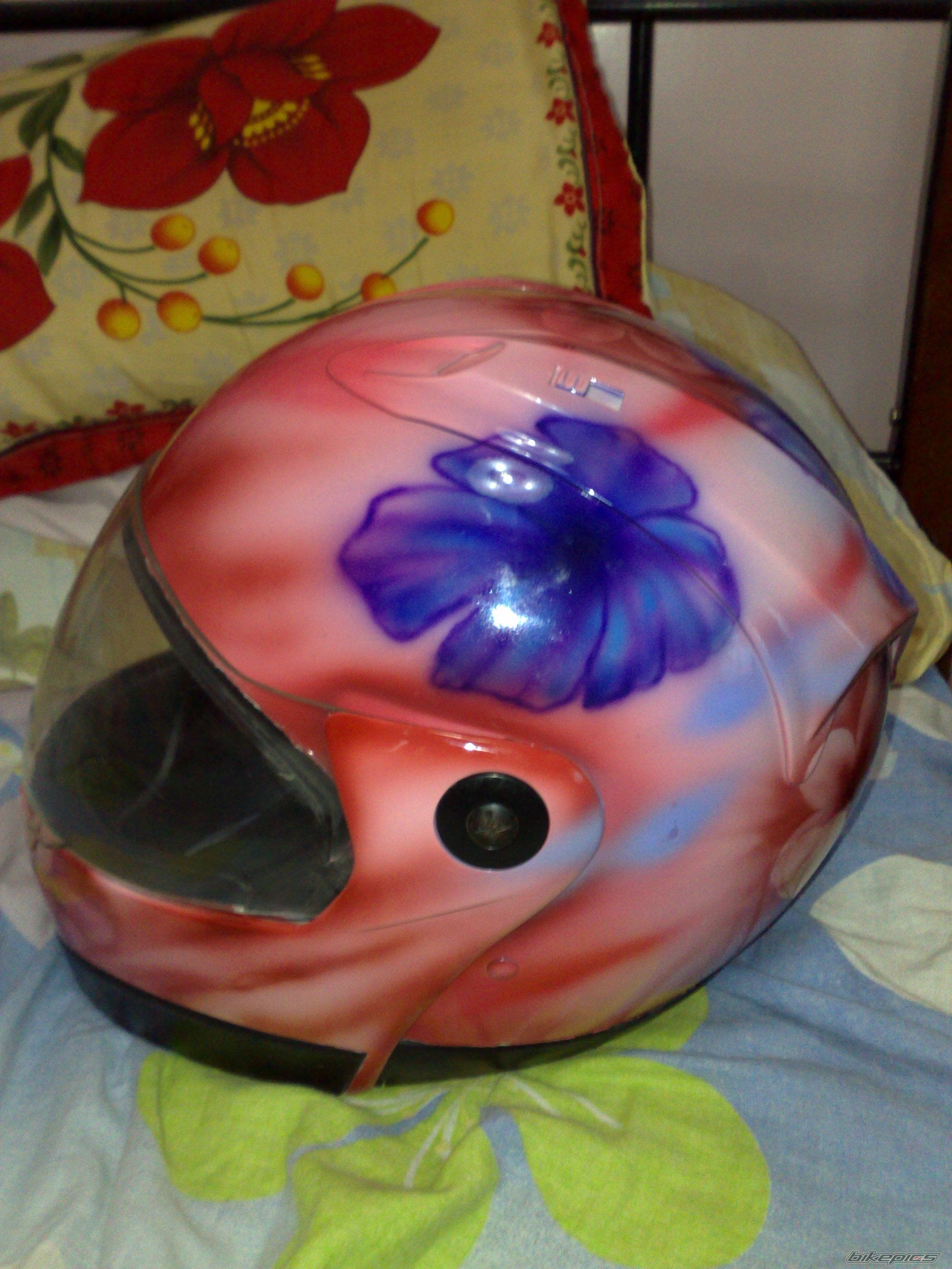 Photo 1372599