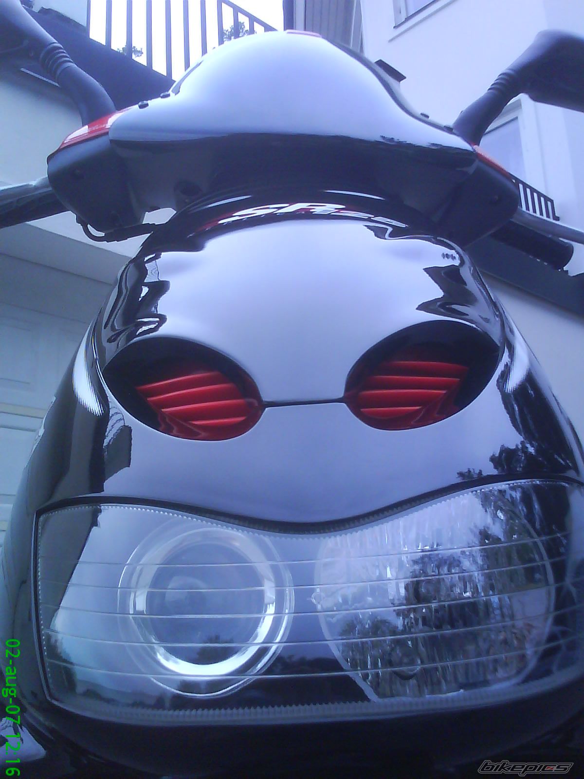 Photo 1372669