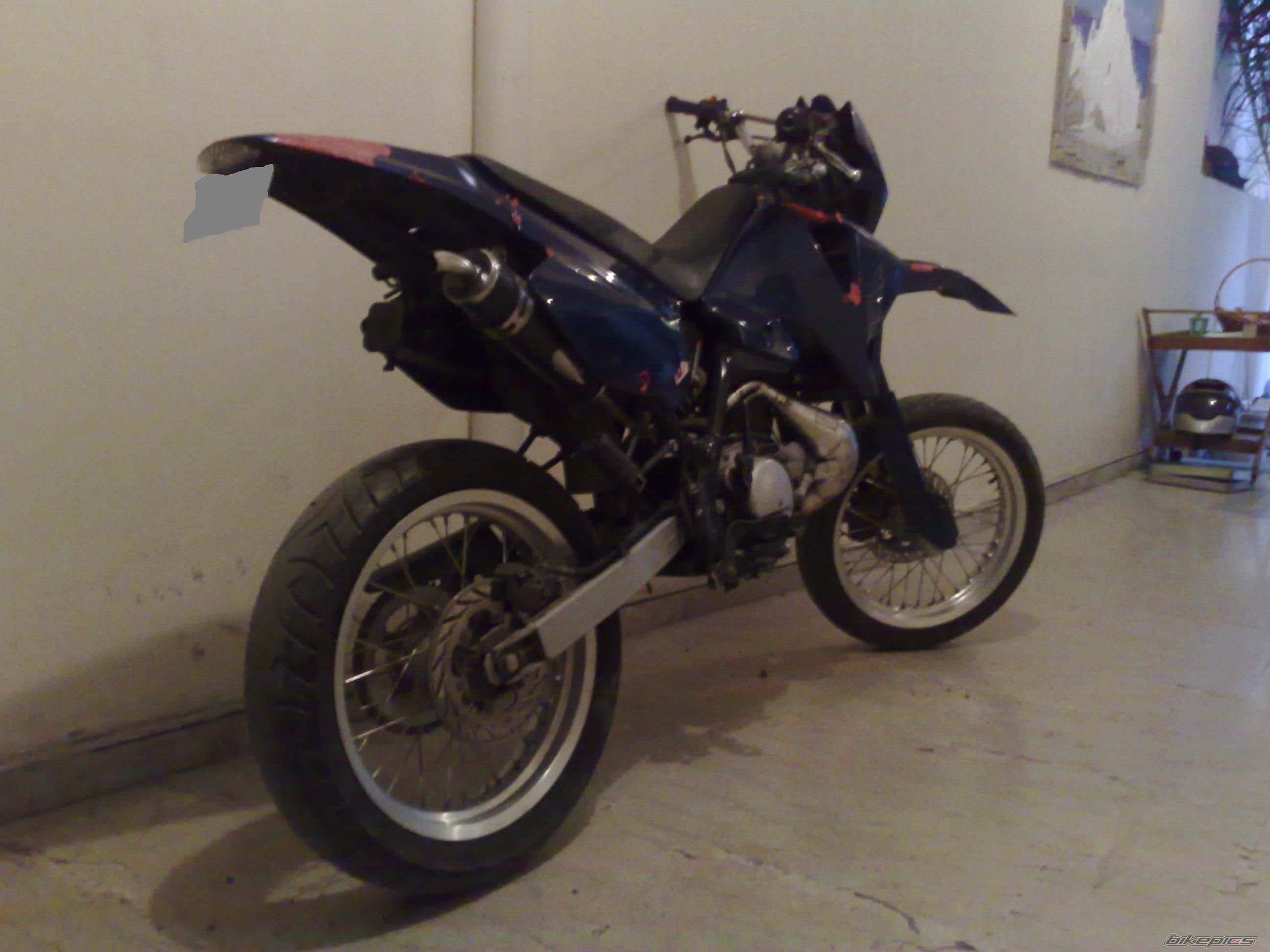 Photo 1372693