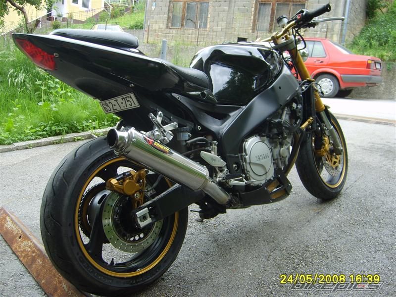 Photo 1372699
