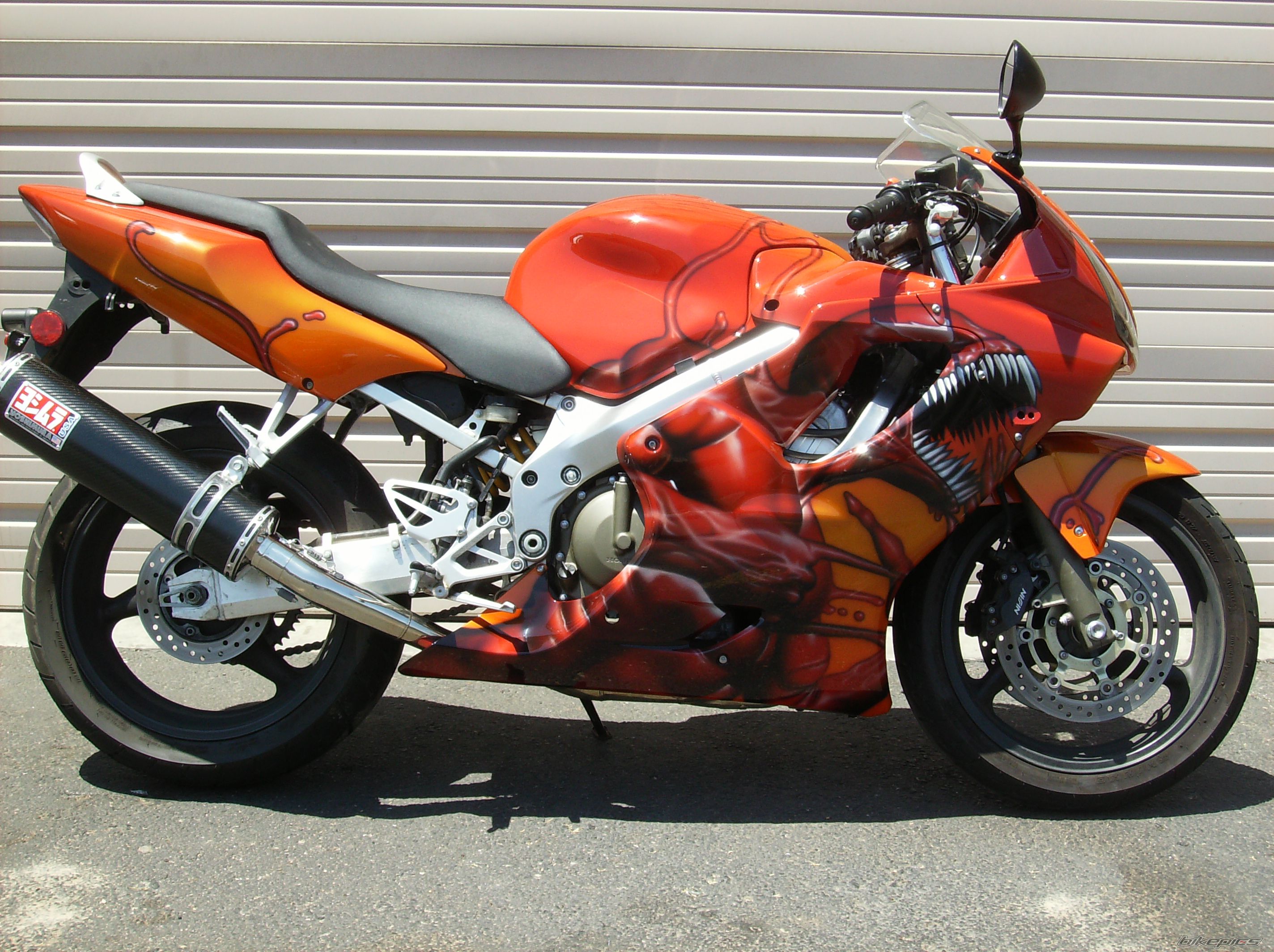 Photo 1372872