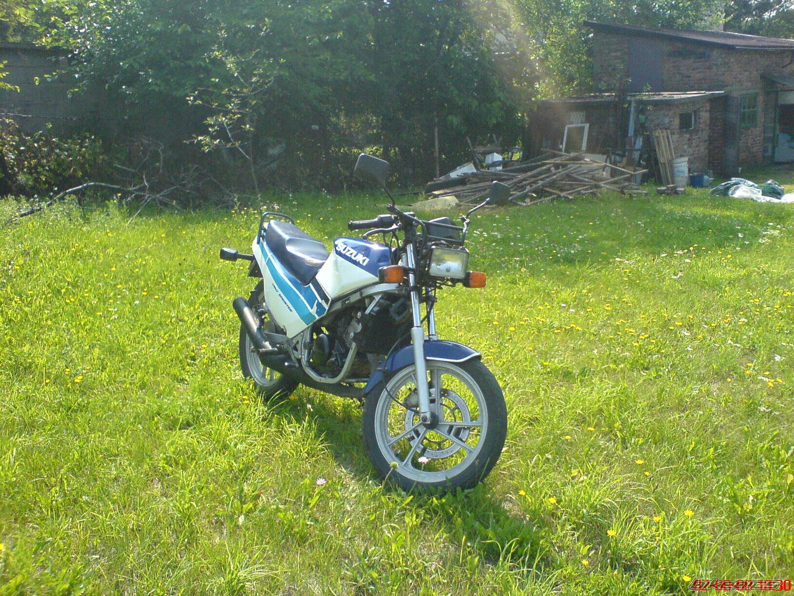 Photo 1372945
