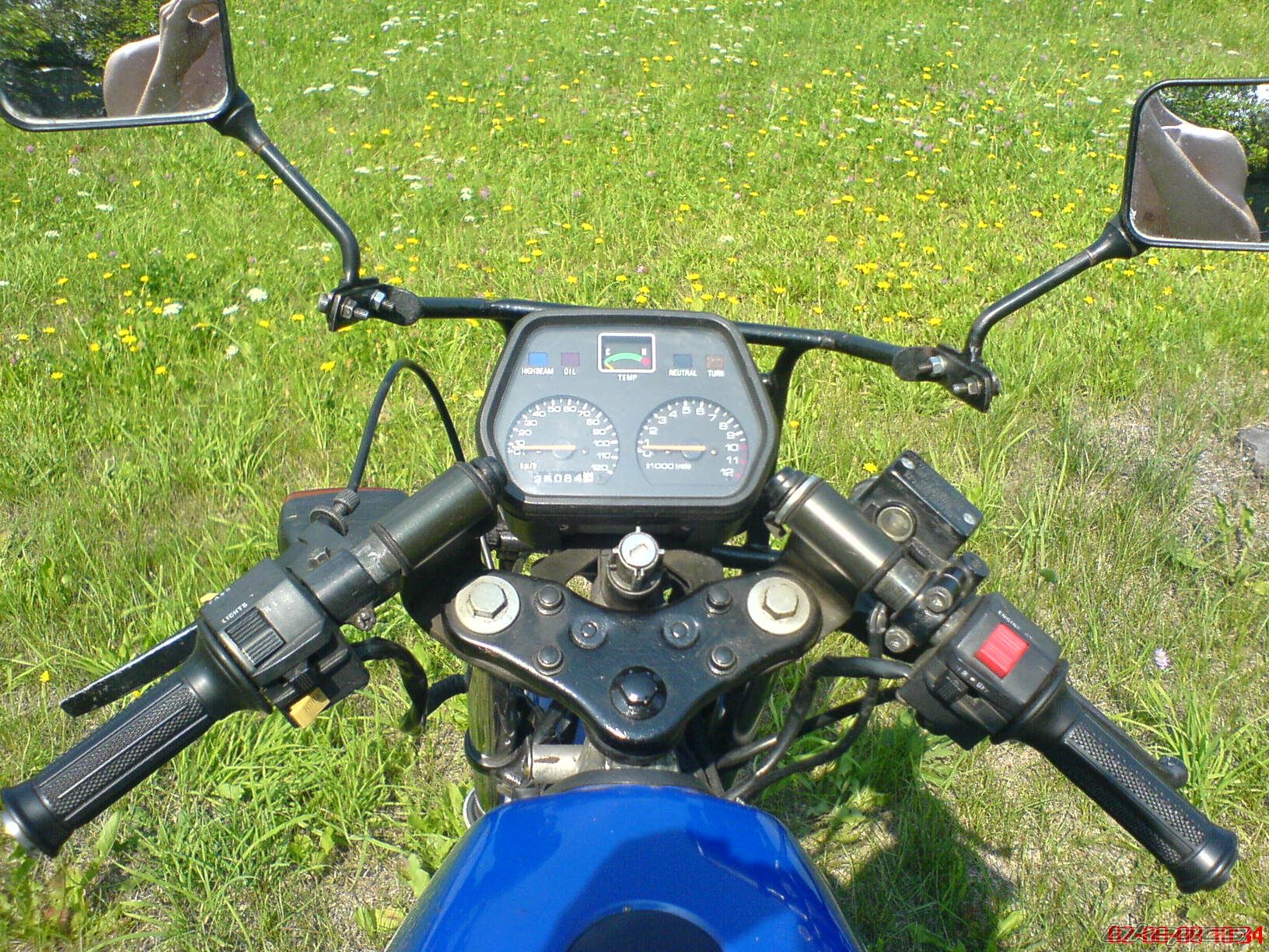 Photo 1372949
