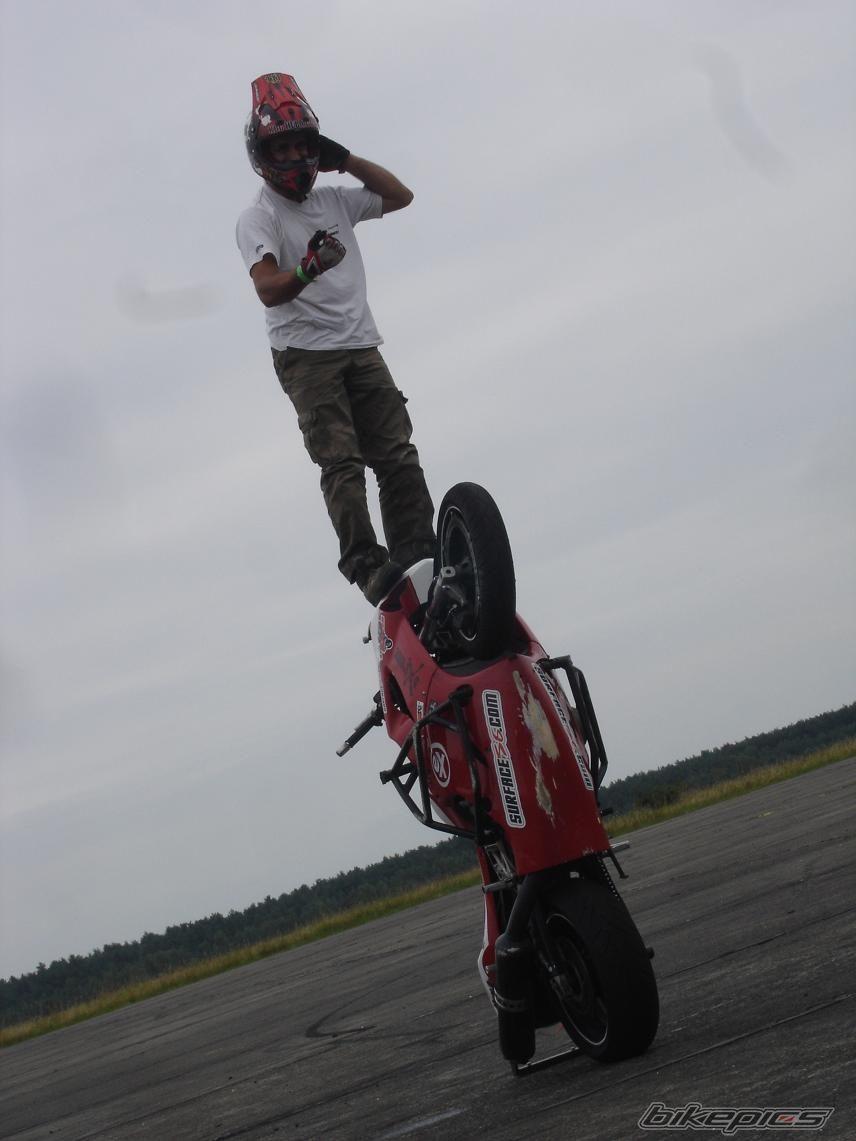 Photo 1372985