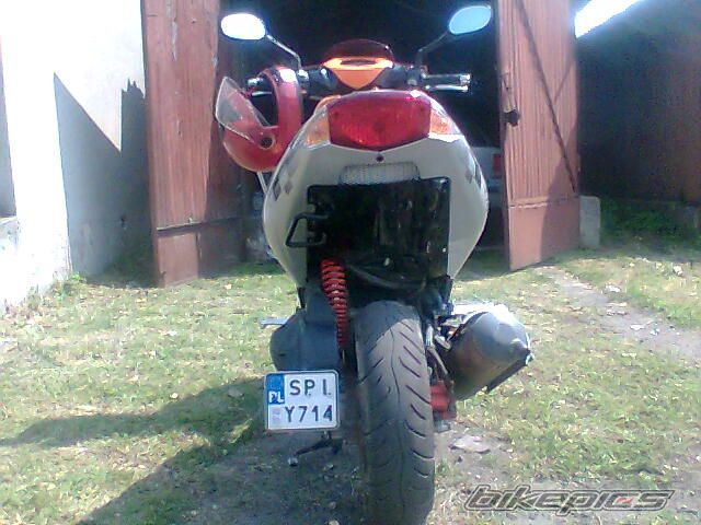 Photo 1373158