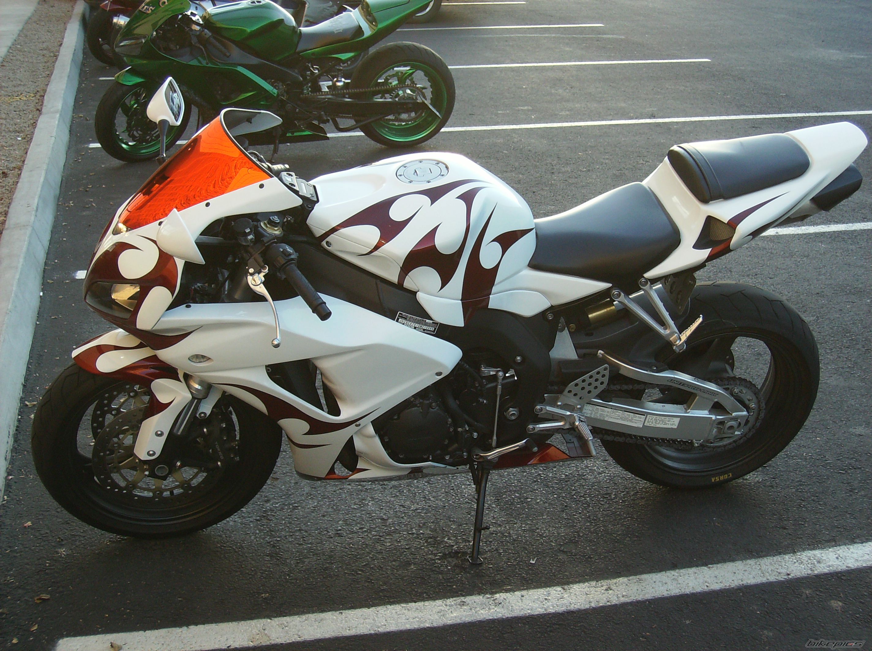 Photo 1373171