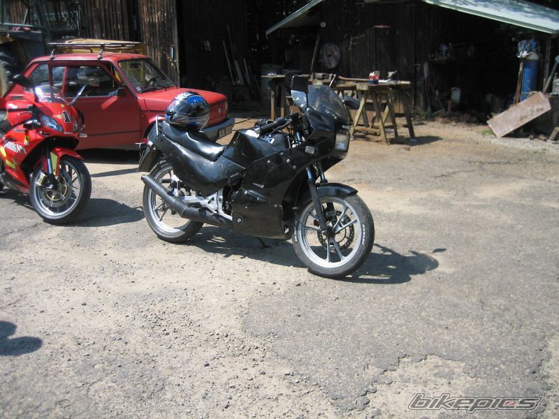 Photo 1373179