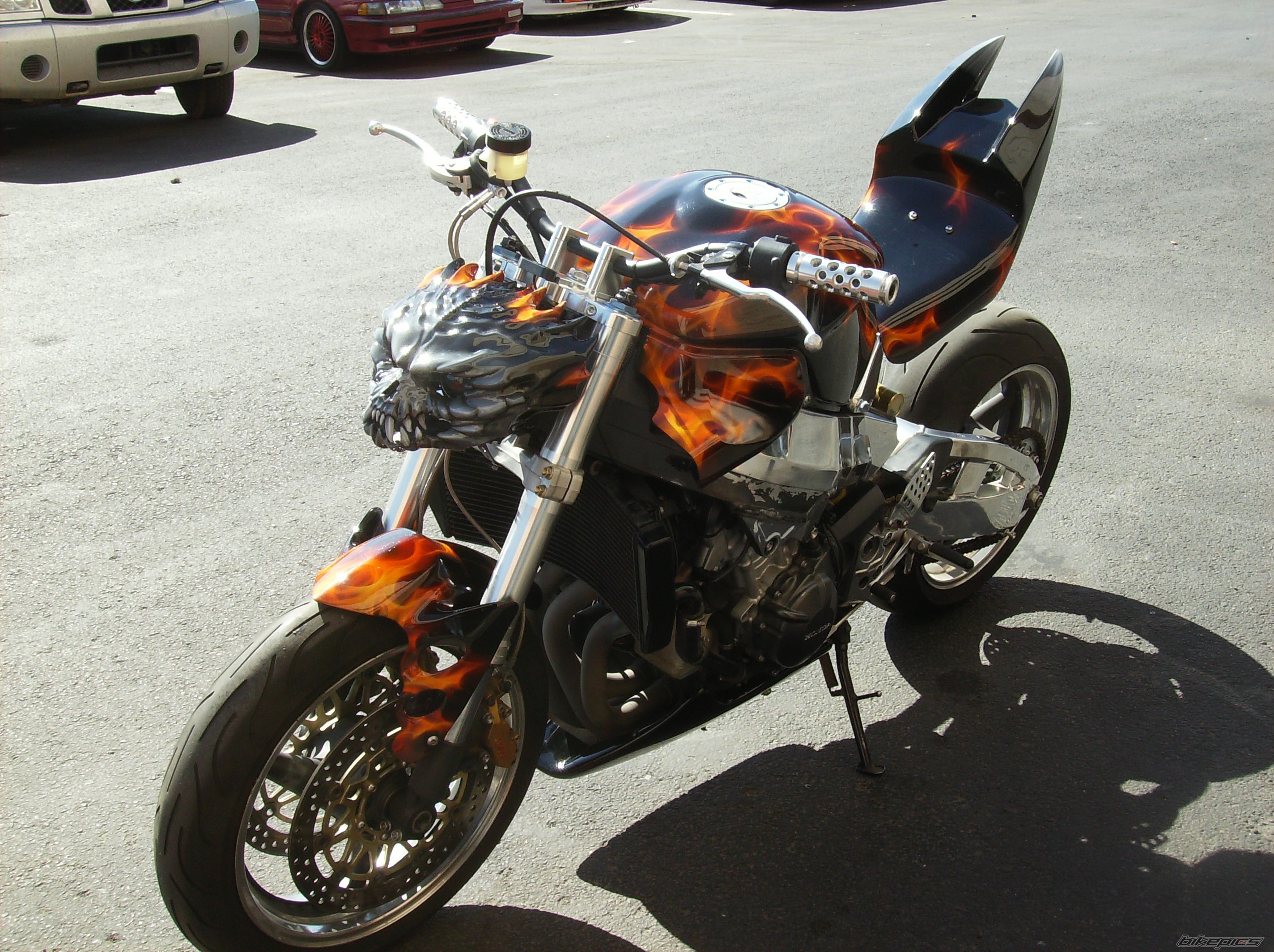 Photo 1373189