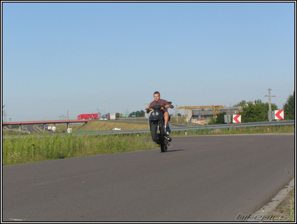 Photo 1373269