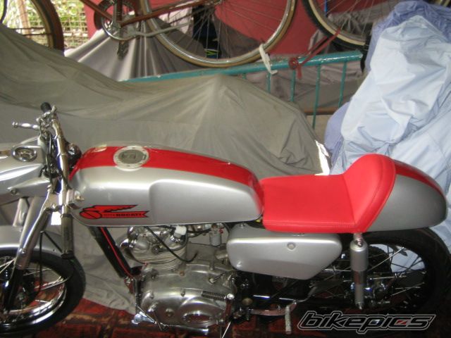 Photo 1373309