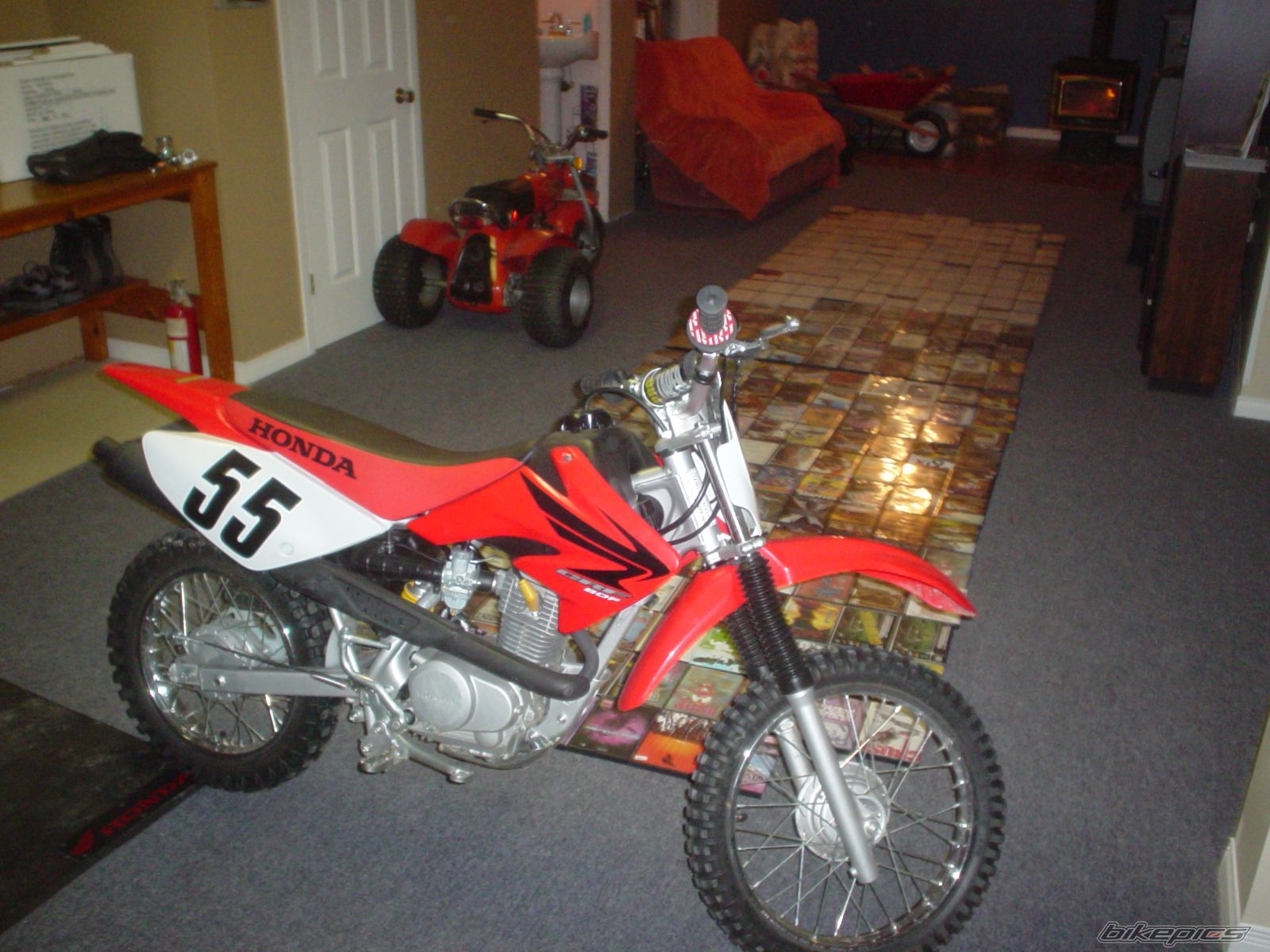 Photo 1373336