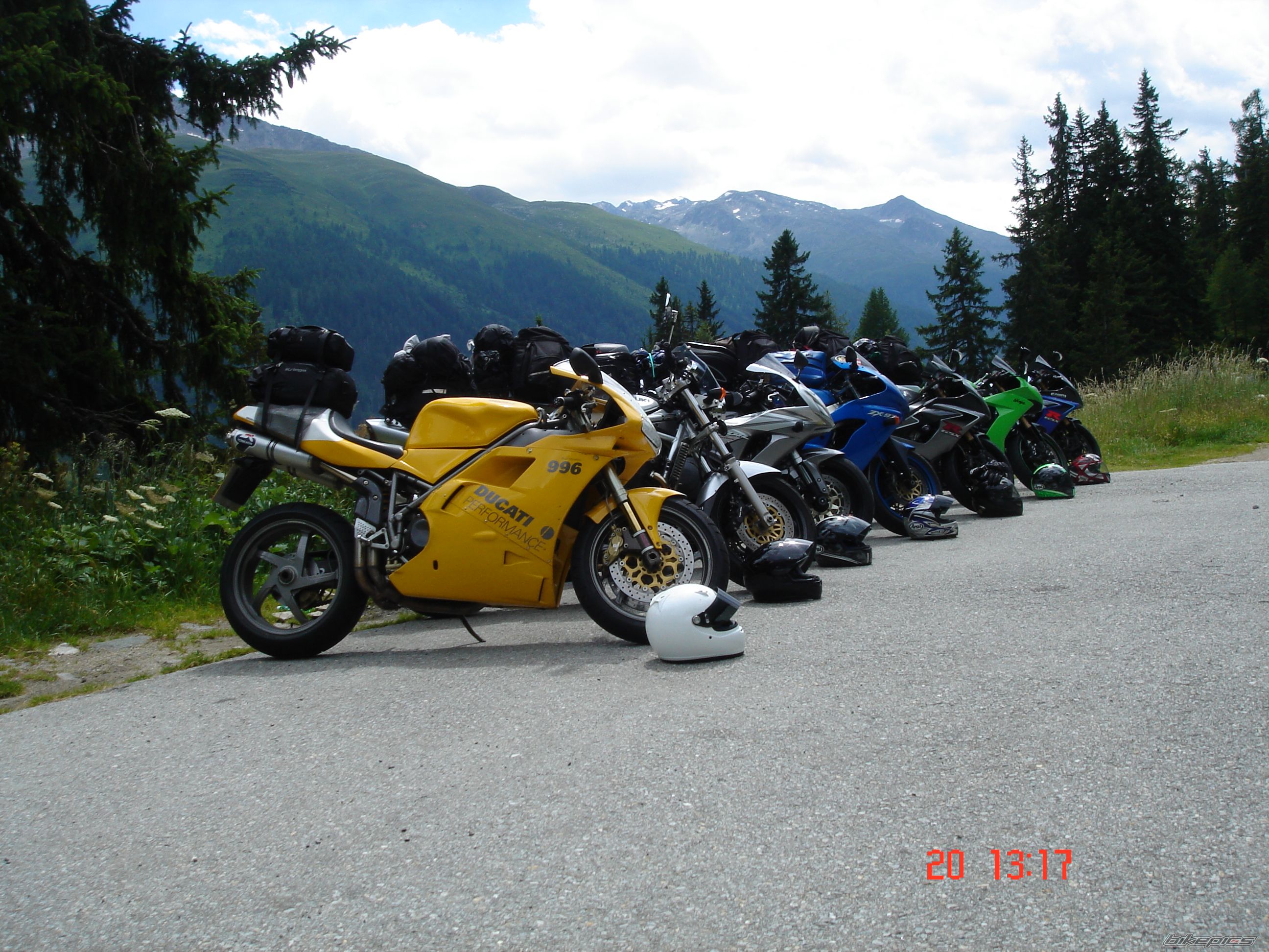 Photo 1373382