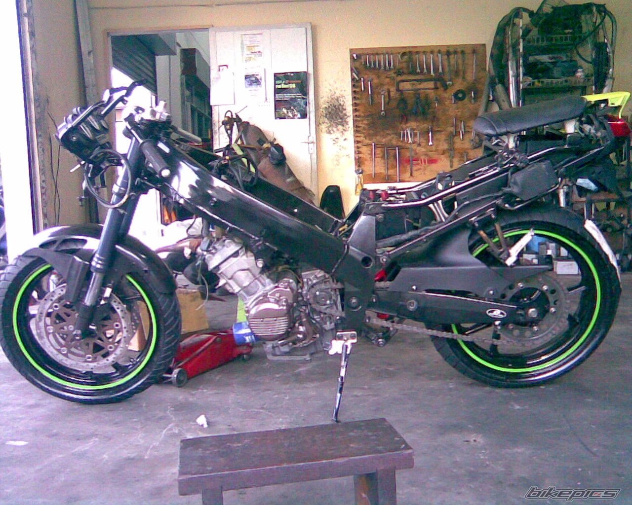 Photo 1373398