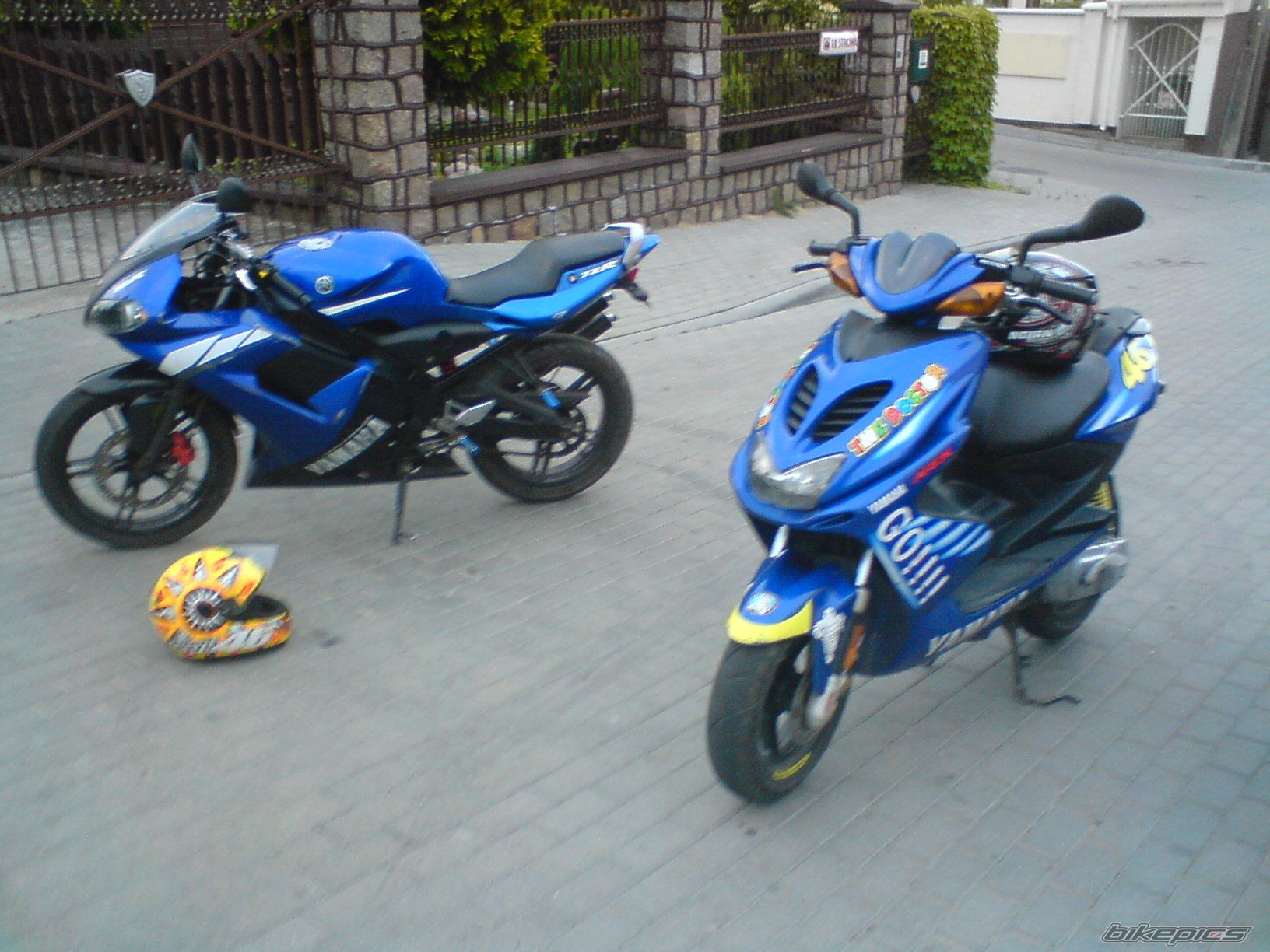 Photo 1373416