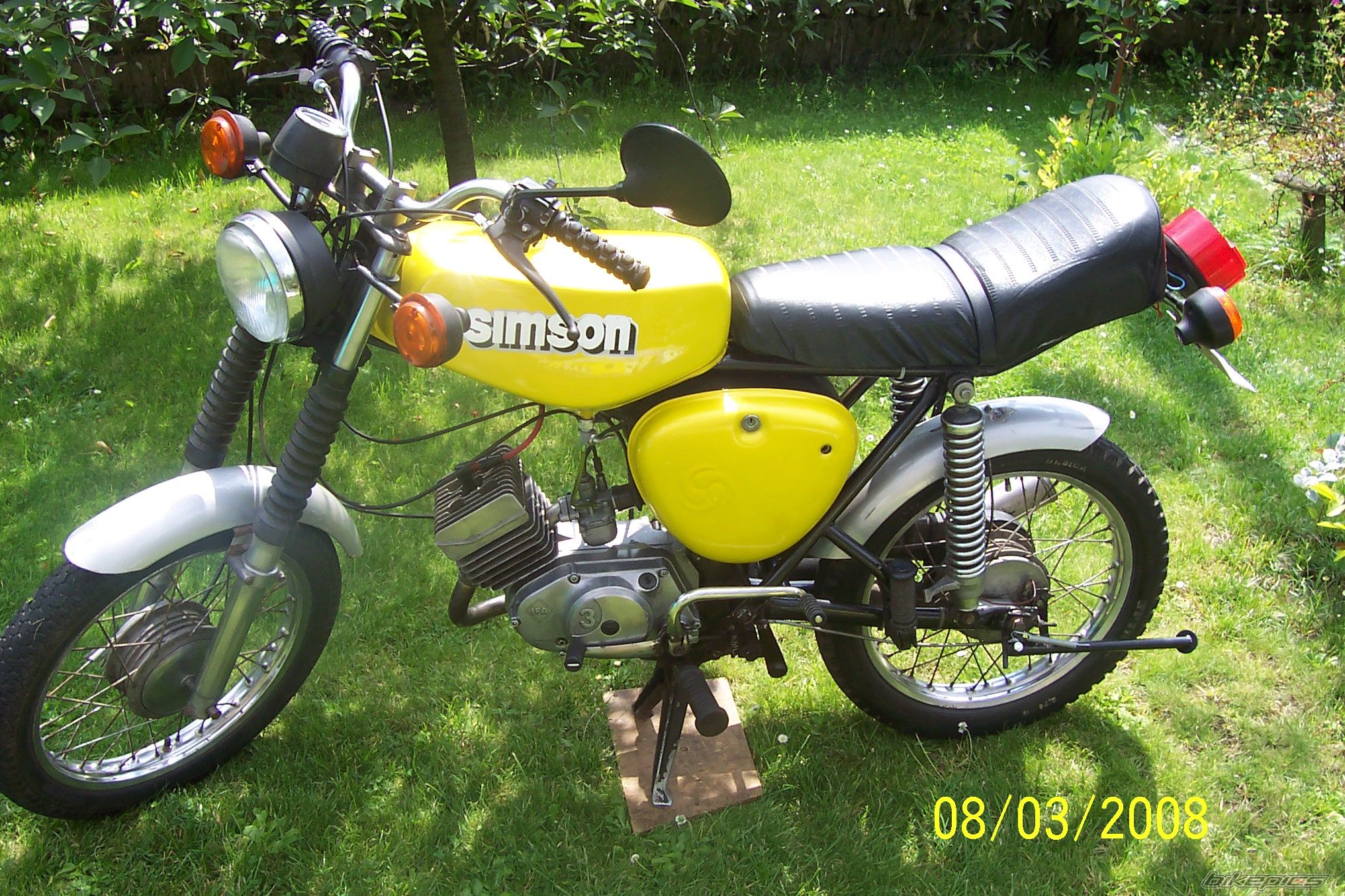 Photo 1373507