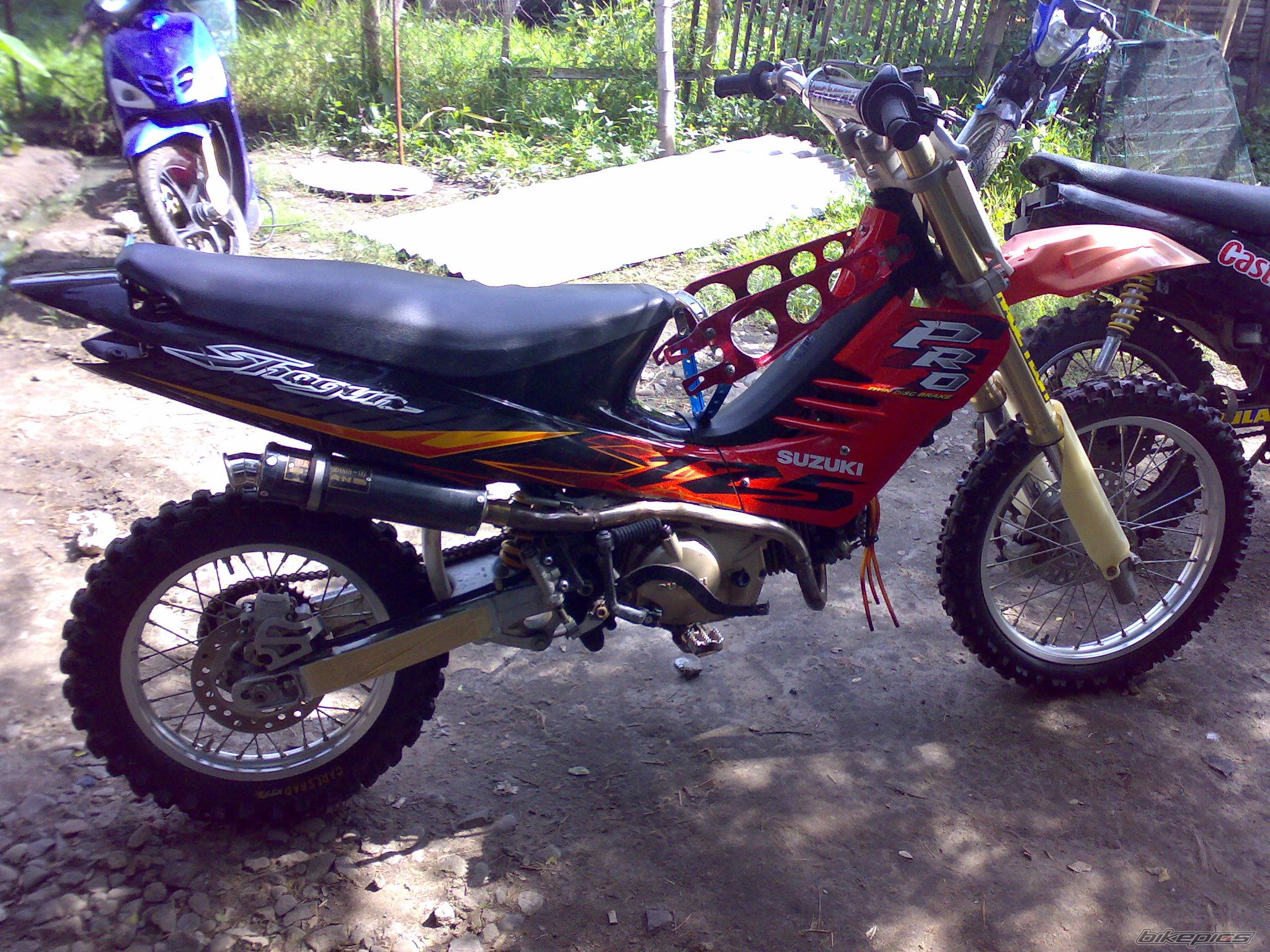 Photo 1373571