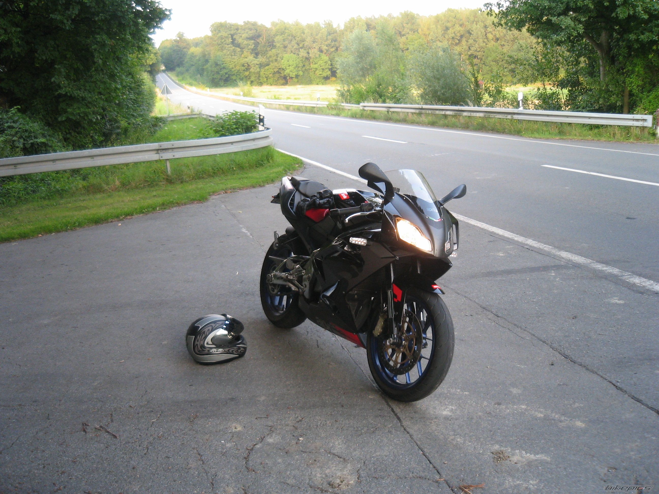 Photo 1373665