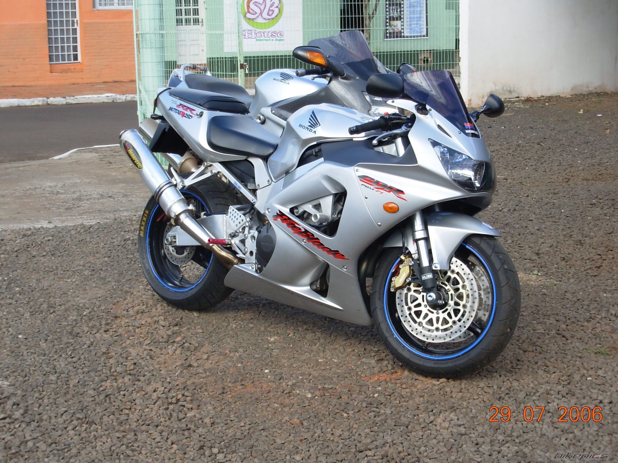 Photo 1373693