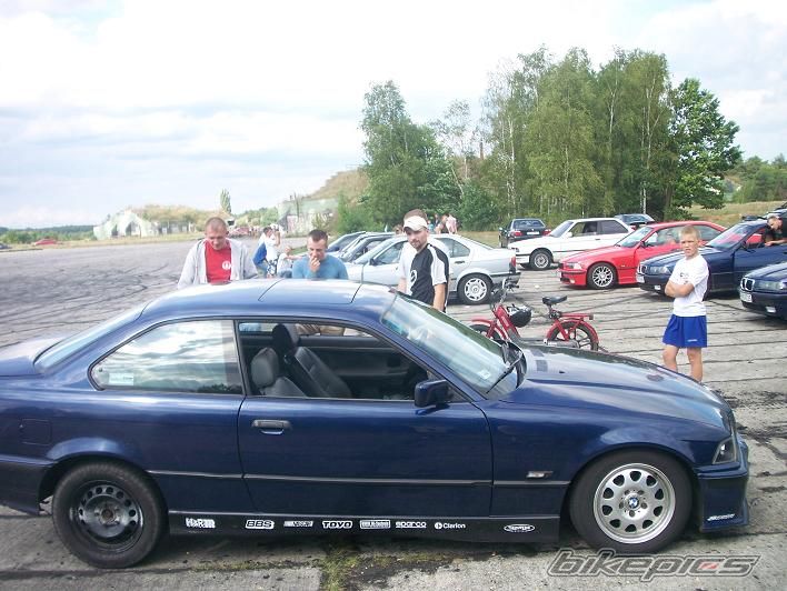 Photo 1373751
