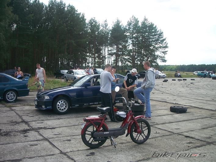 Photo 1373755