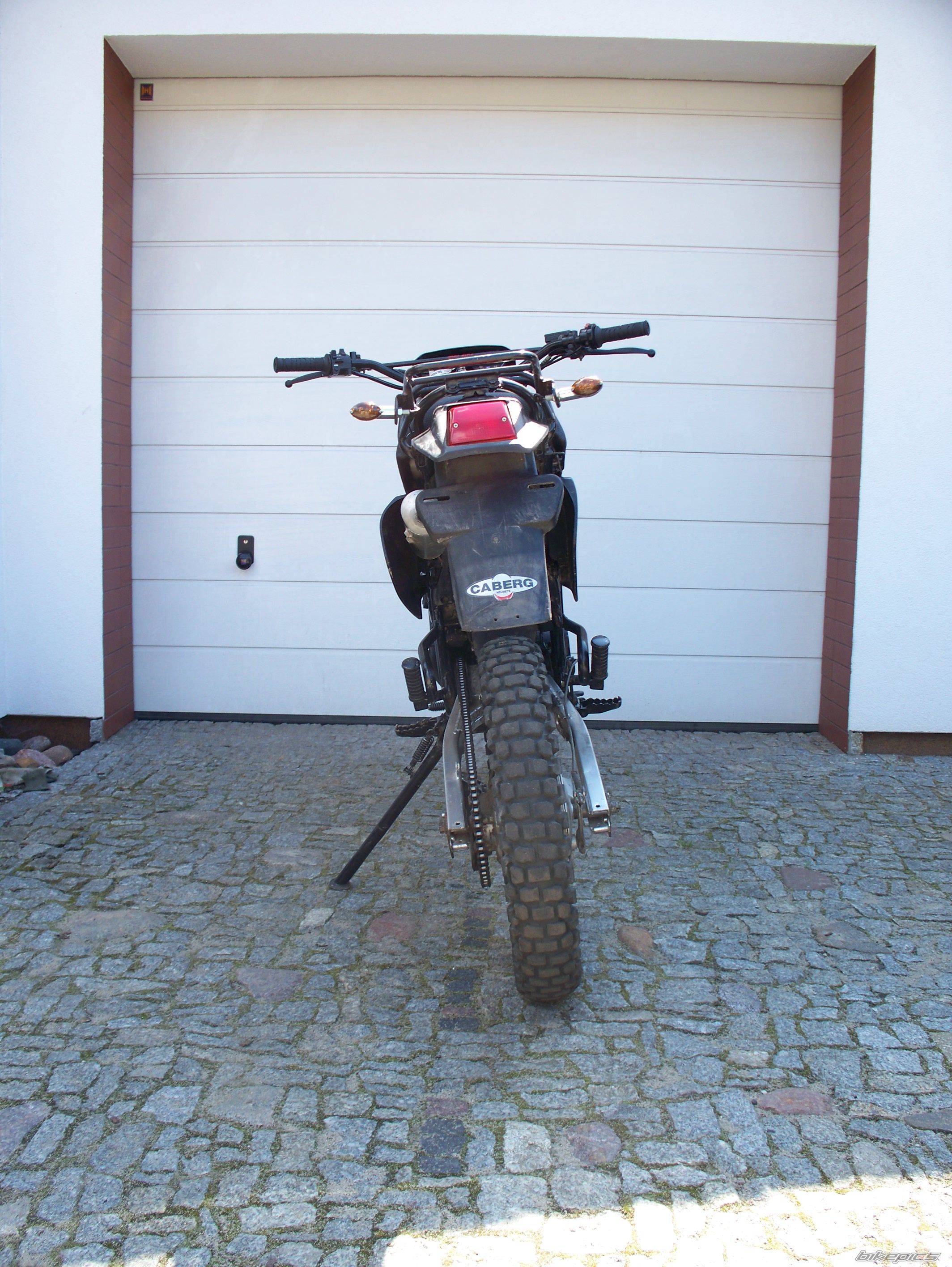 Photo 1373829