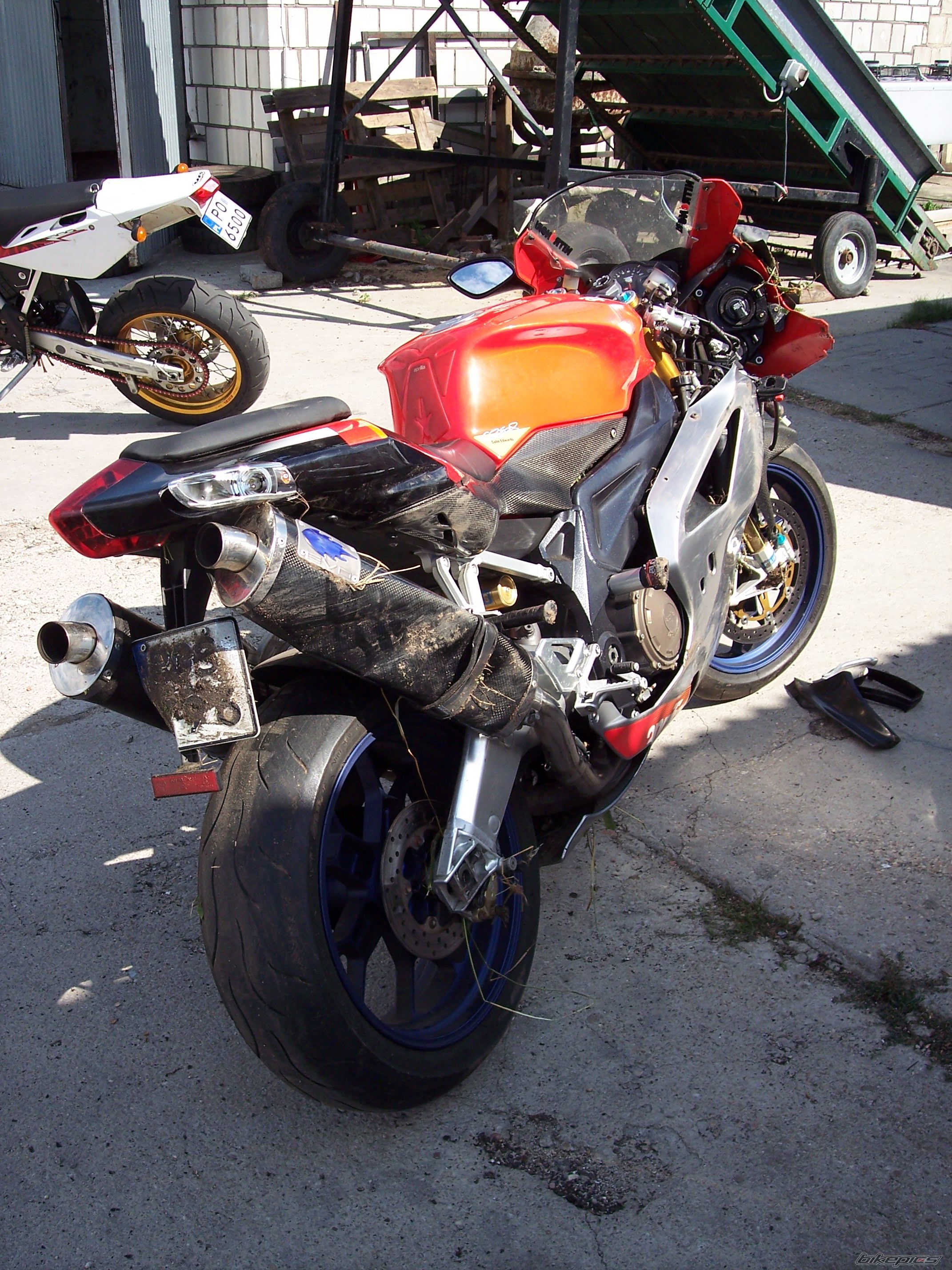 Photo 1373909