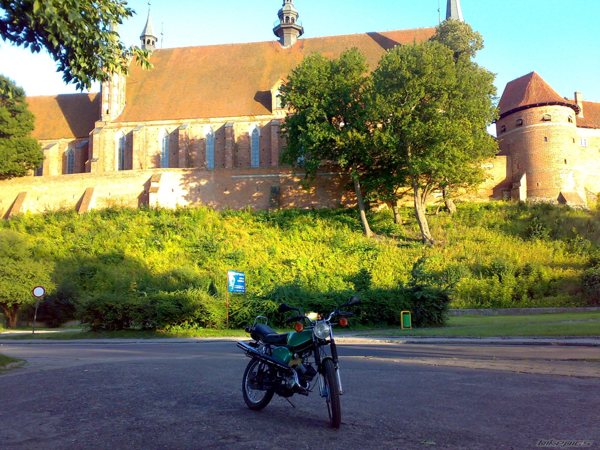 Bike Photo 1373947
