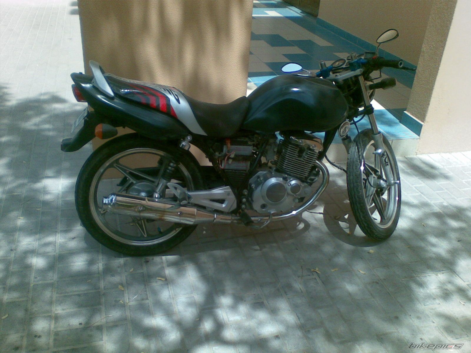 Photo 1373988