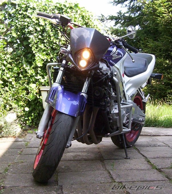 Photo 1373996