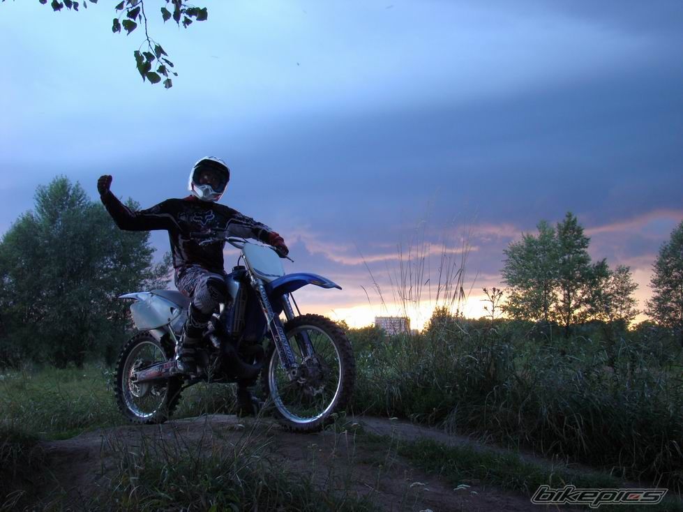 Photo 1374175