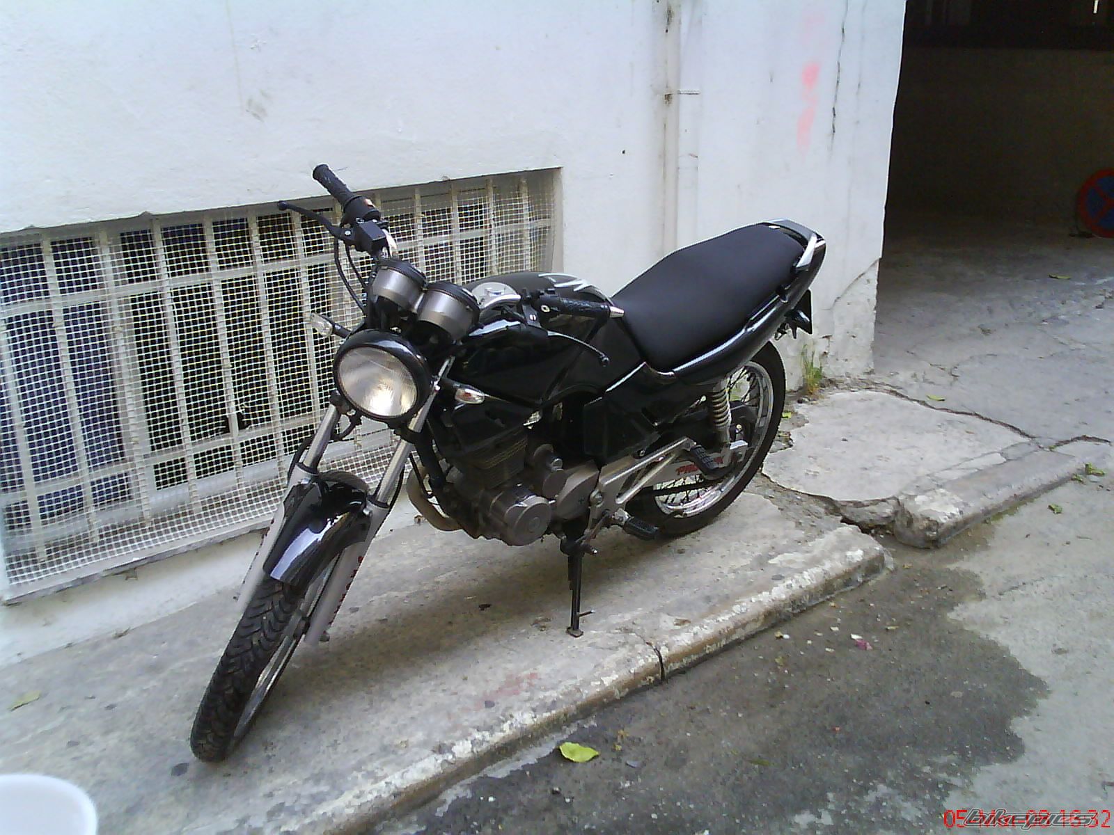Photo 1374213