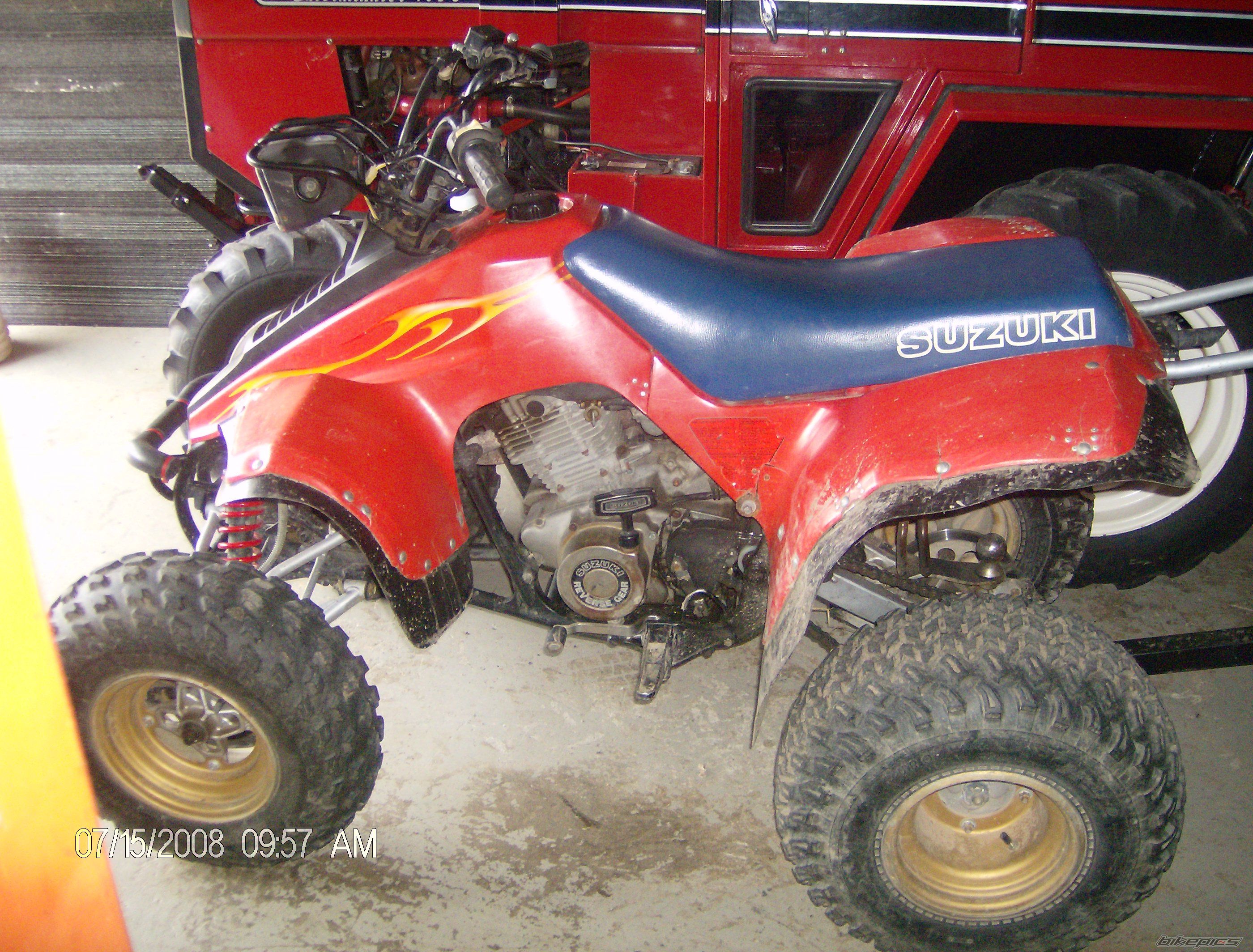 Photo 1374252