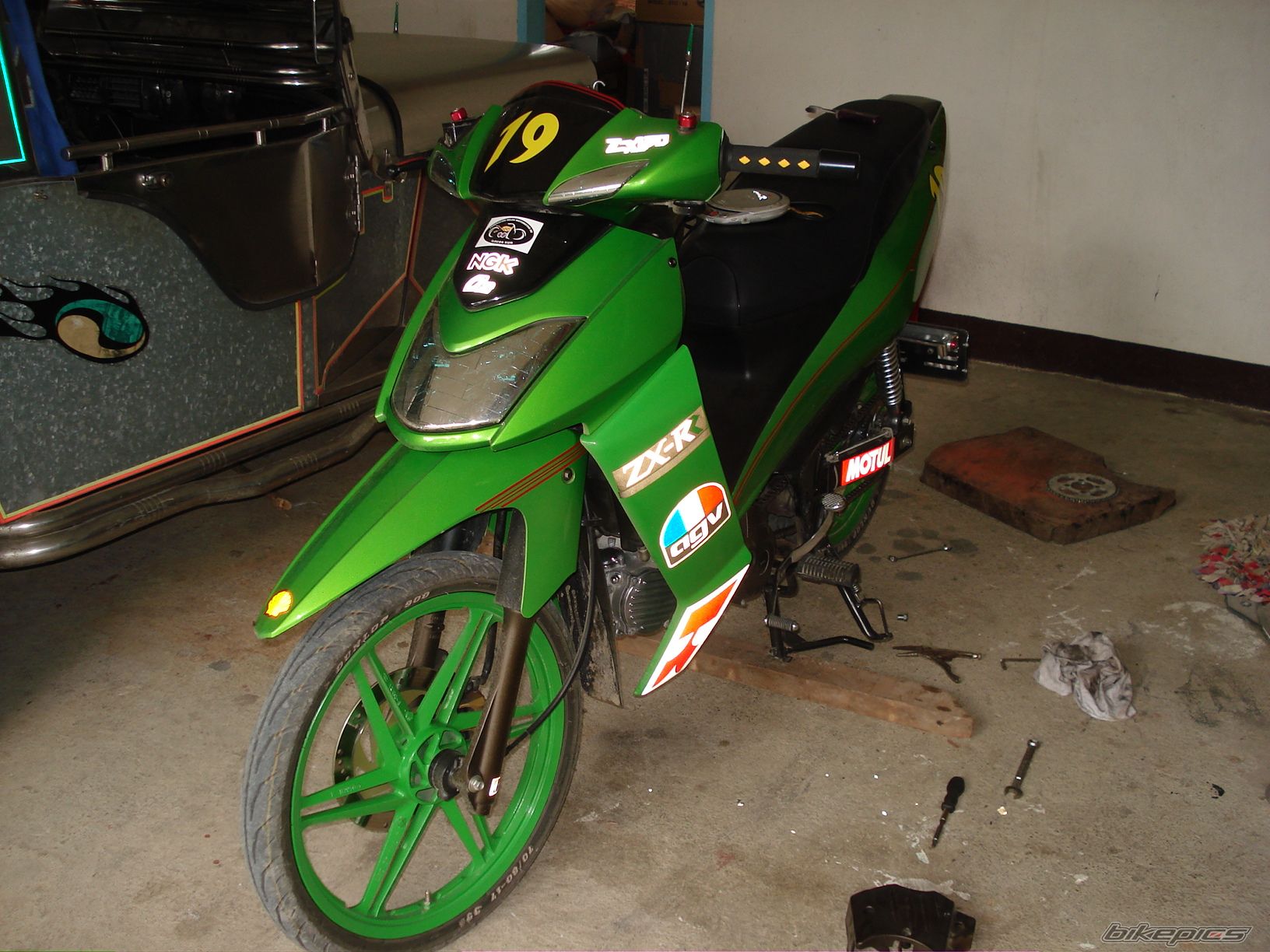 Photo 1374379