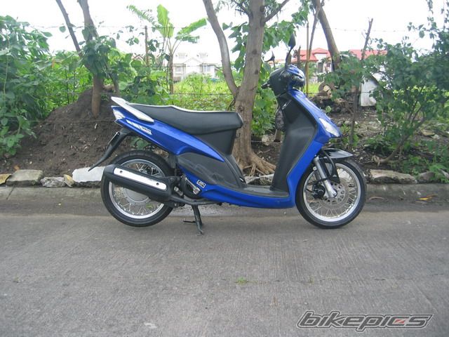 Photo 1374570