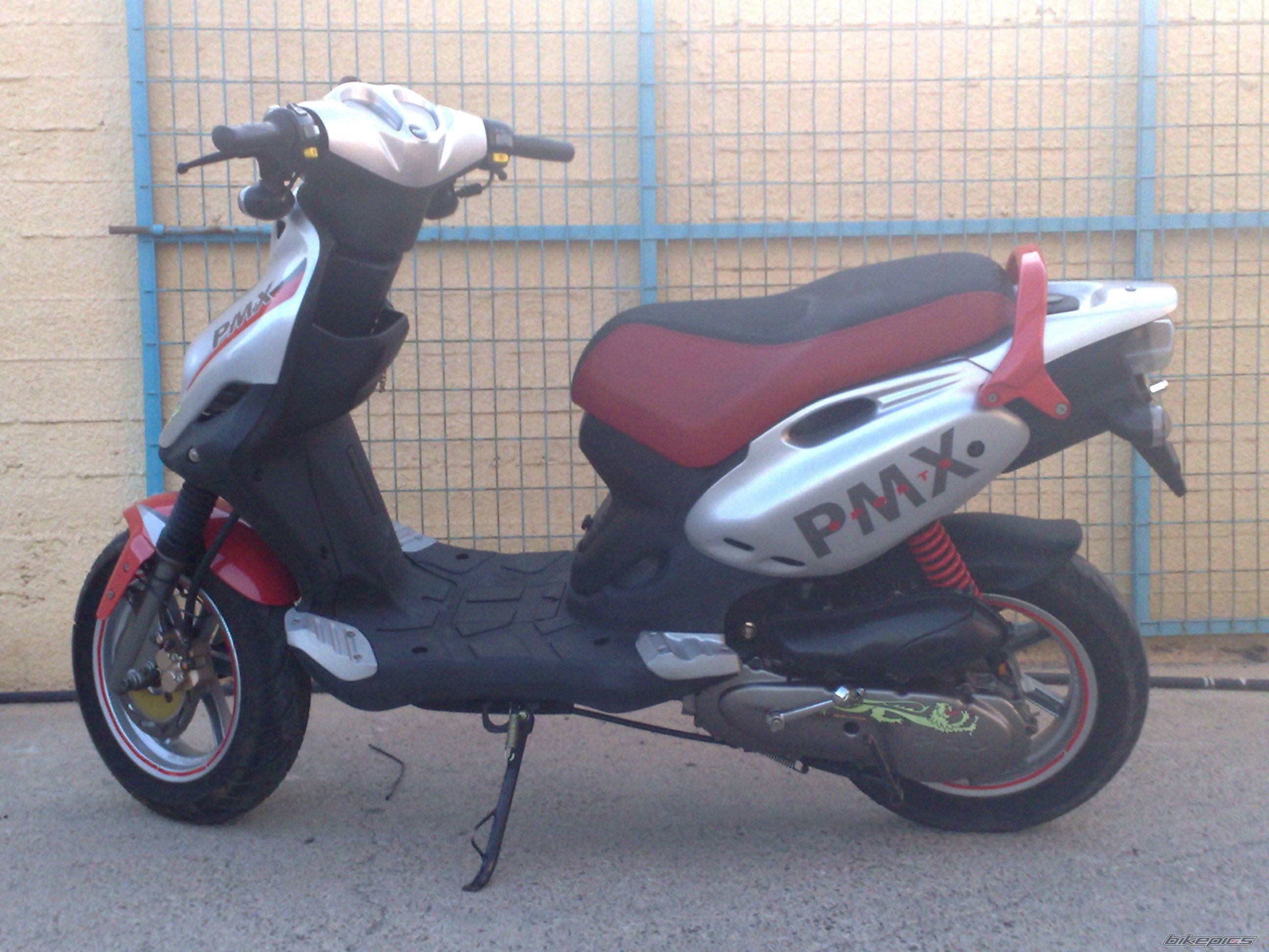 Photo 1374591
