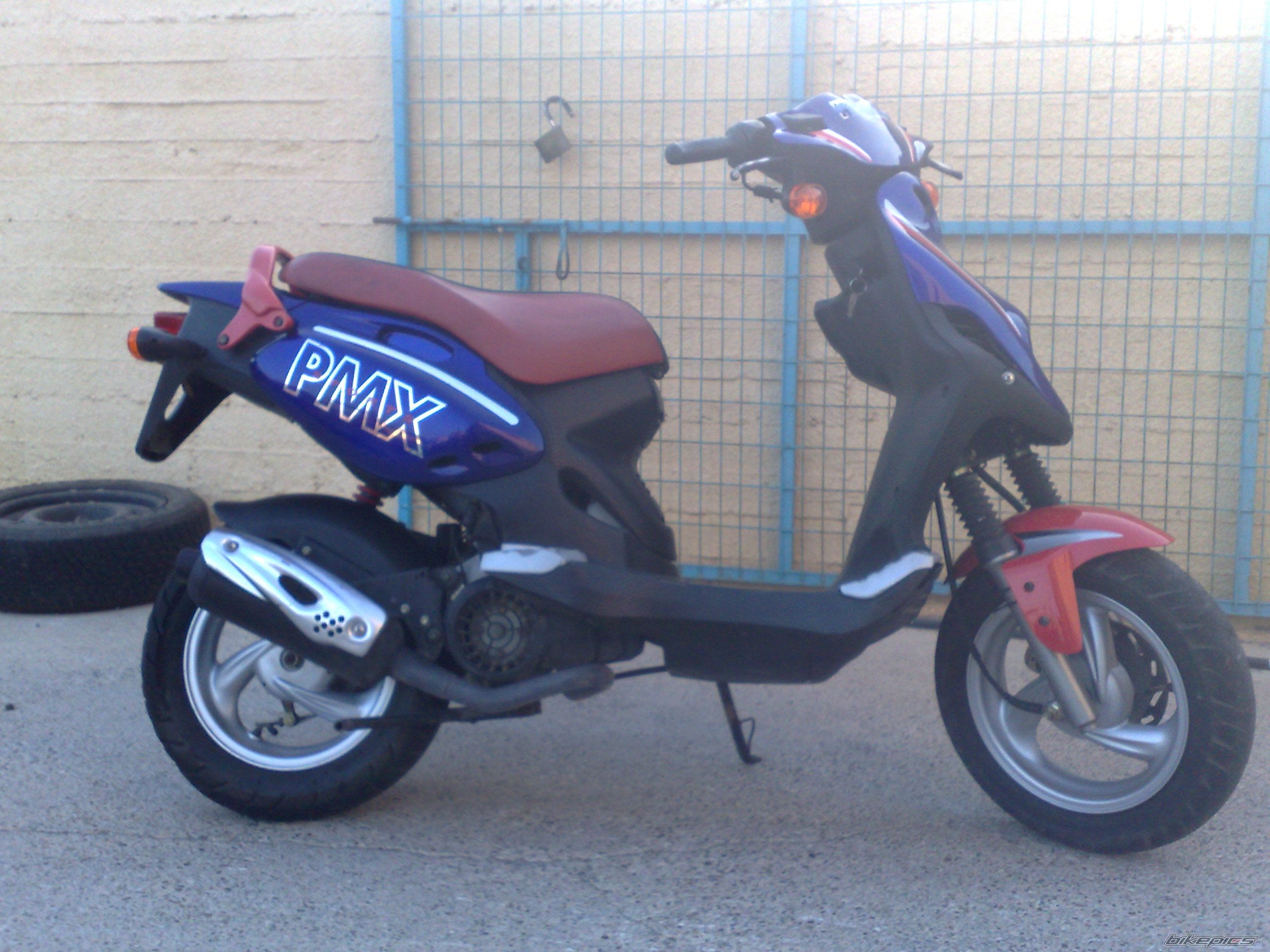 Photo 1374601