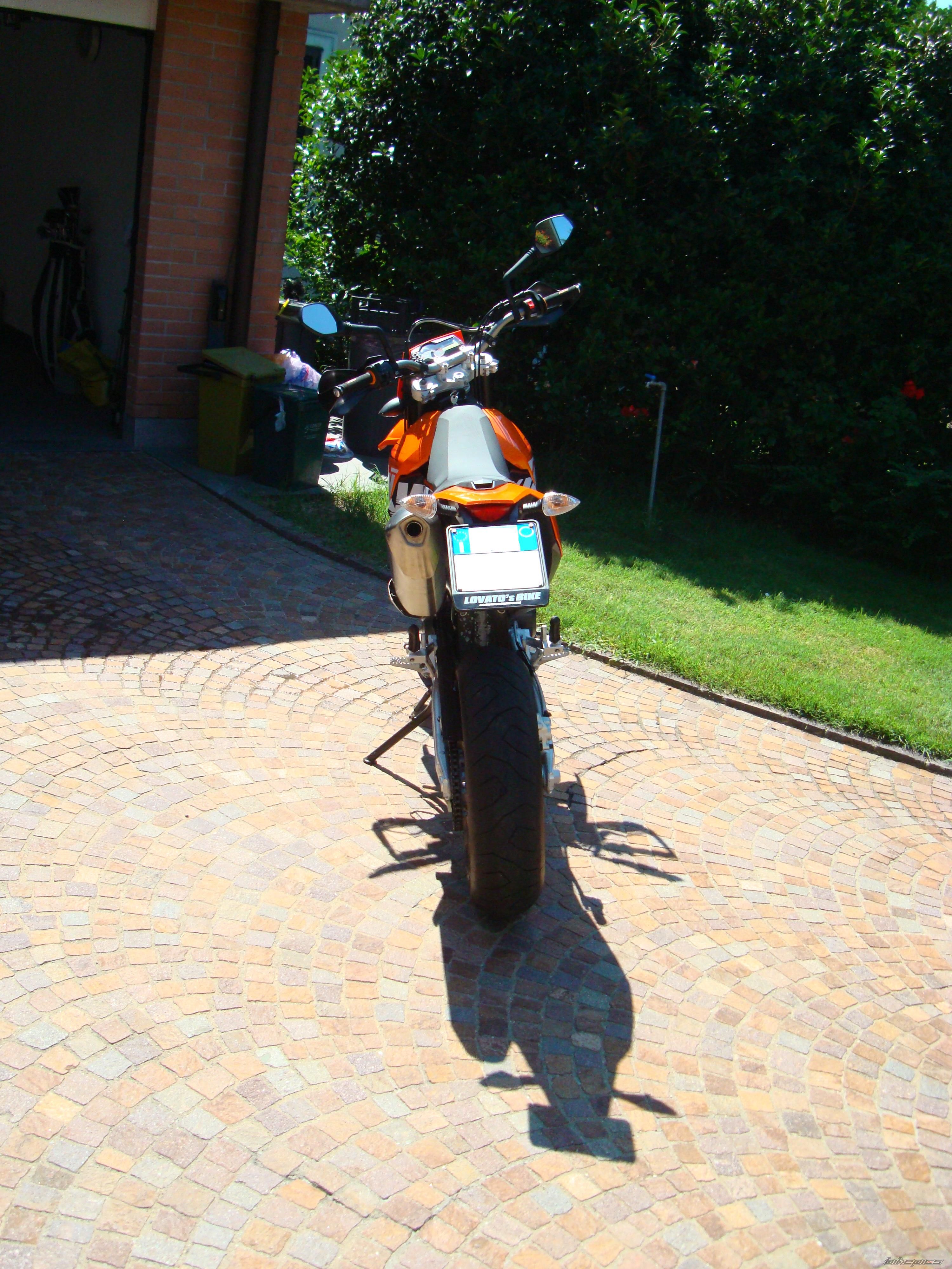 Photo 1374631