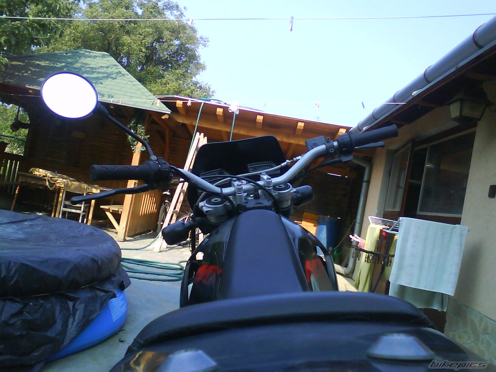 Photo 1374637