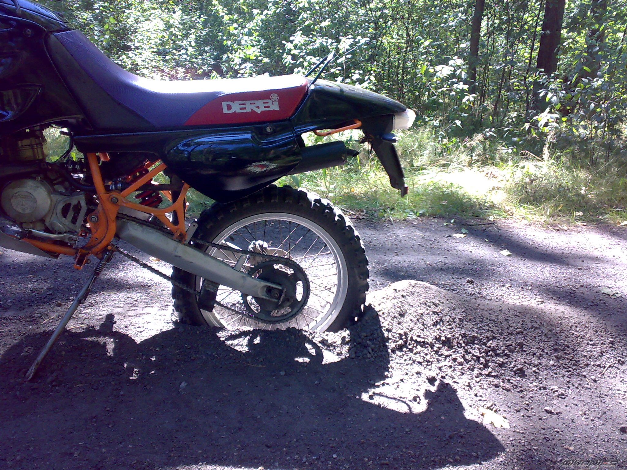 Photo 1374661