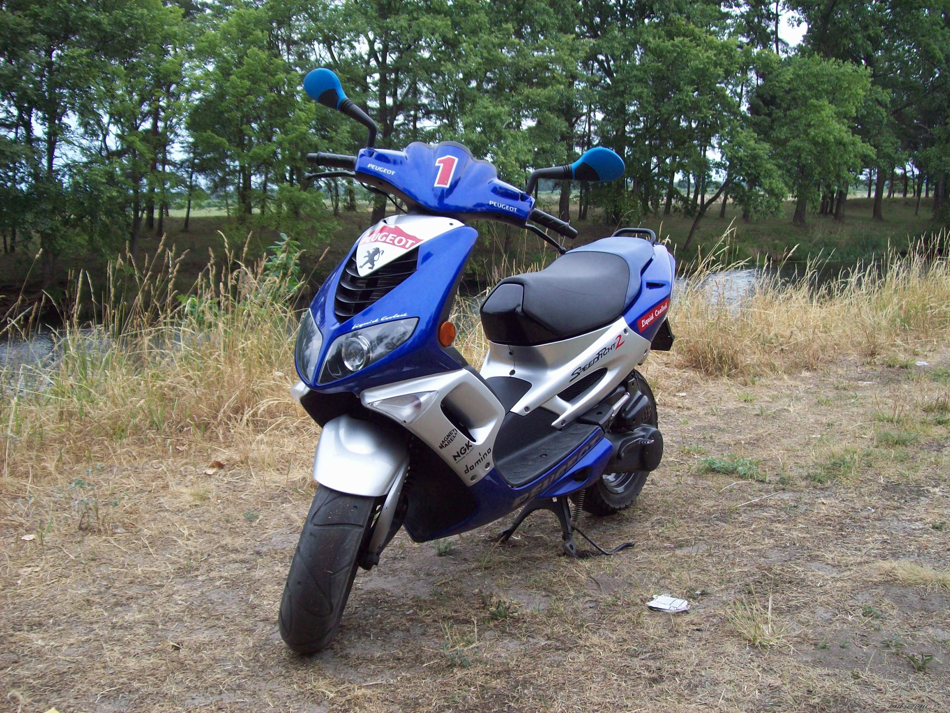 Photo 1374679