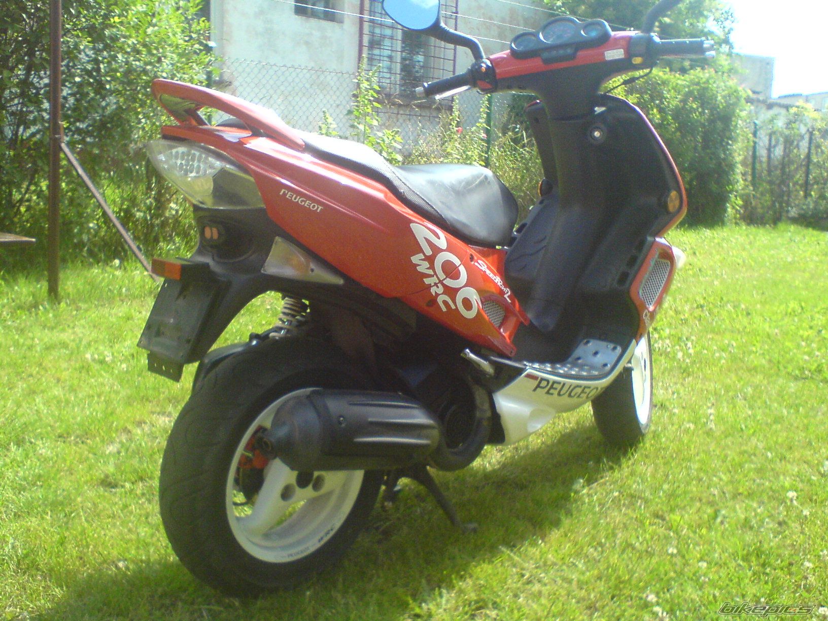 Photo 1374754