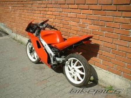 Photo 1374771