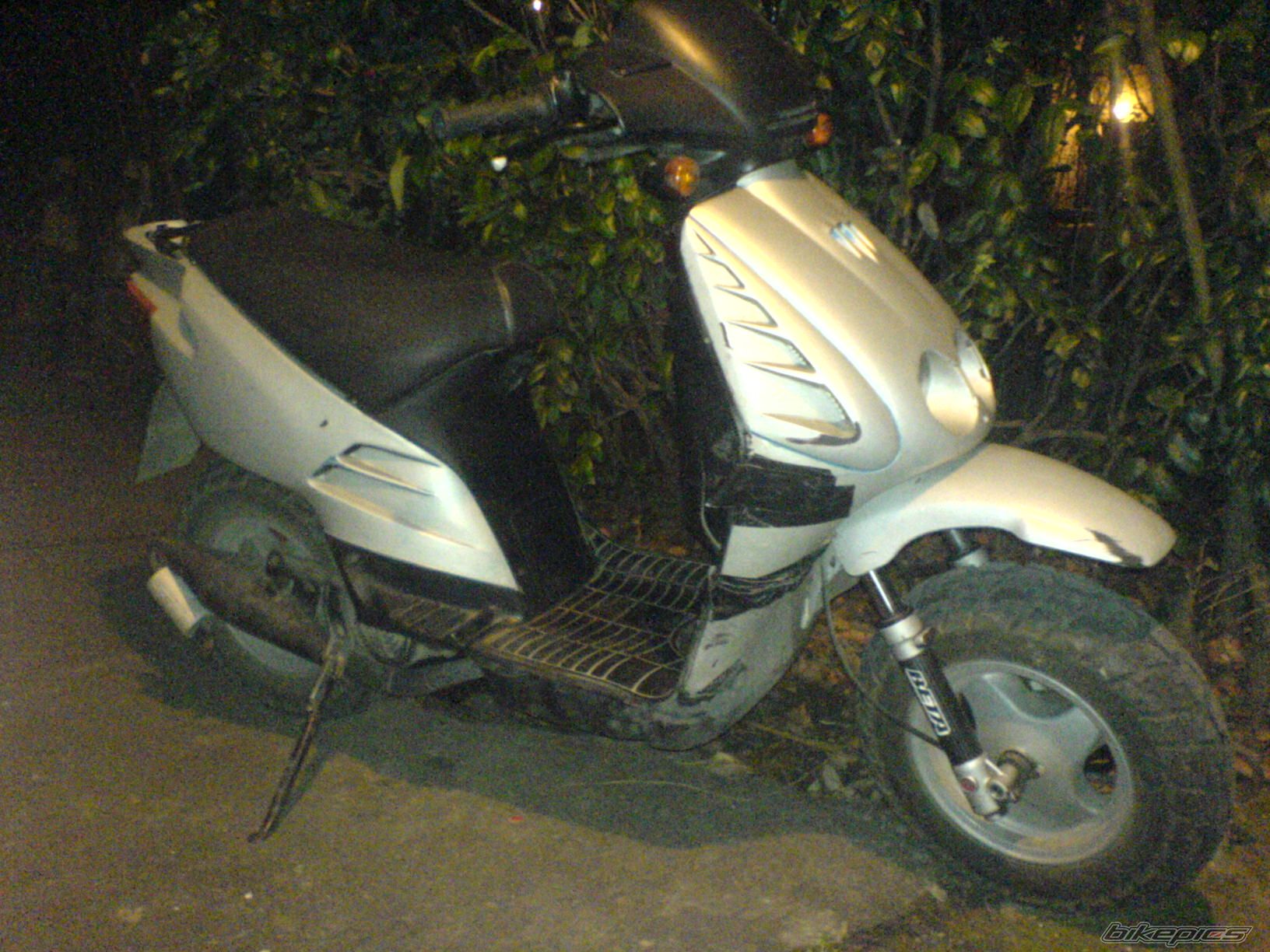 Photo 1374773