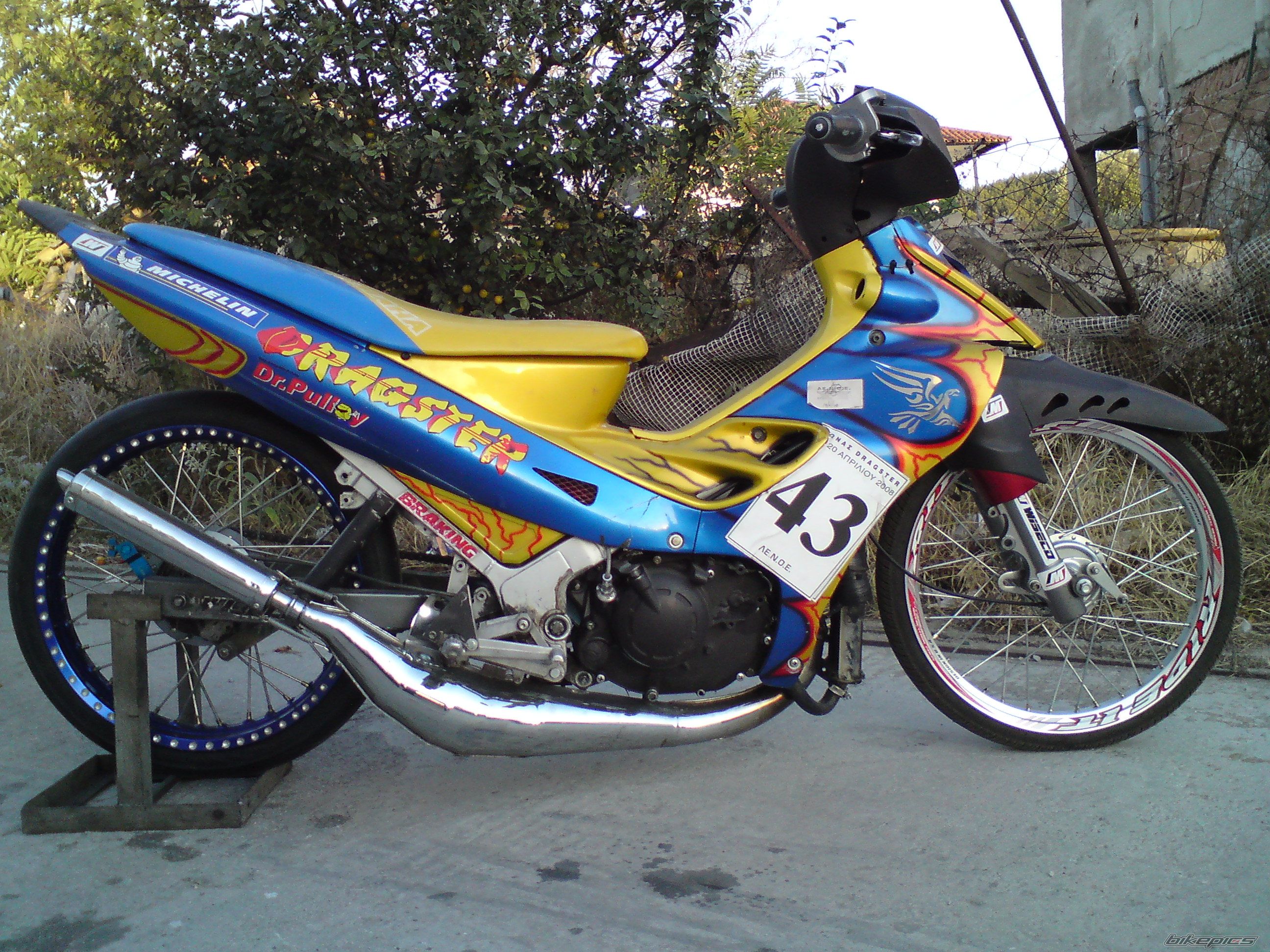 Photo 1374885