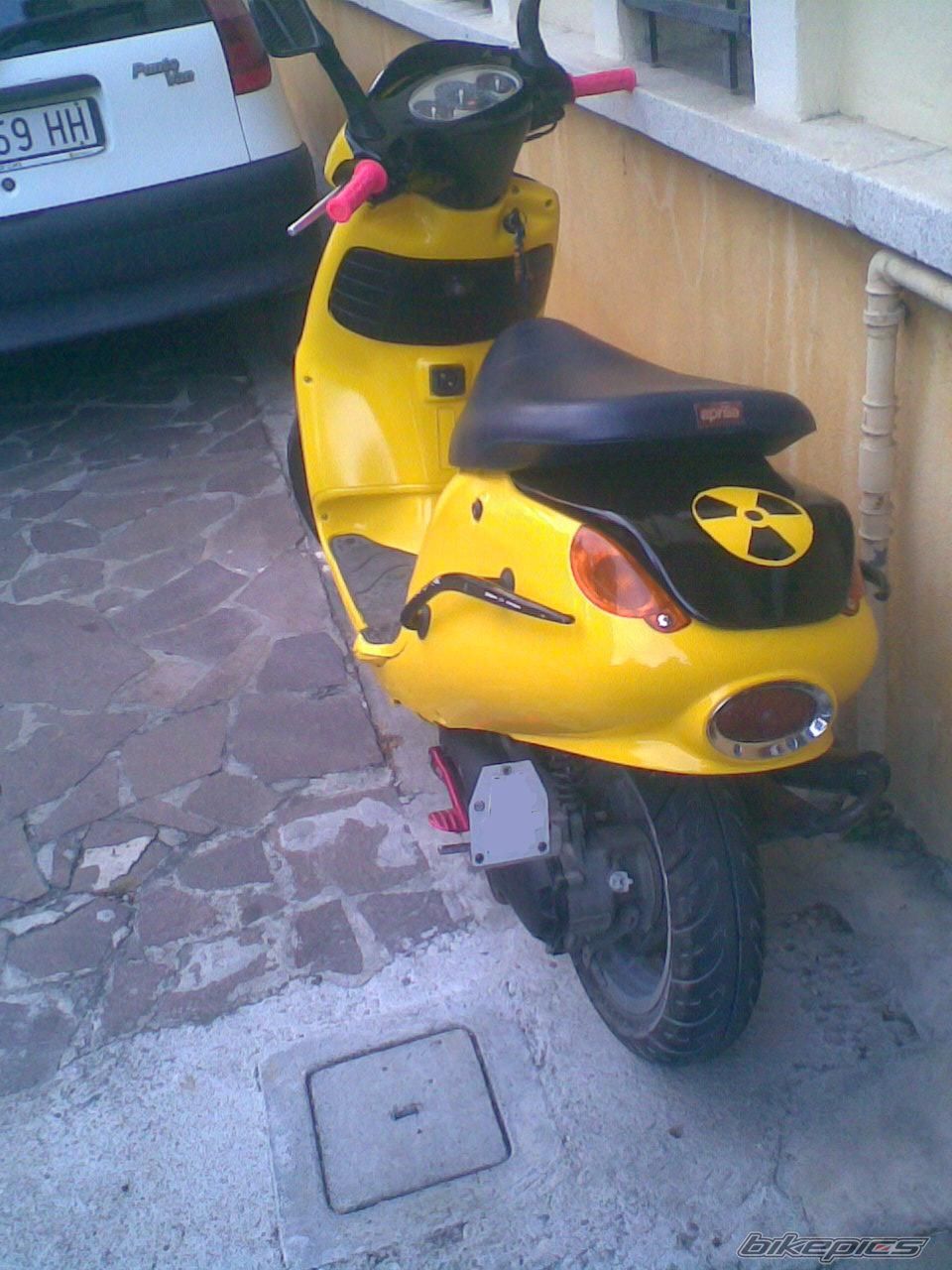 Photo 1375165