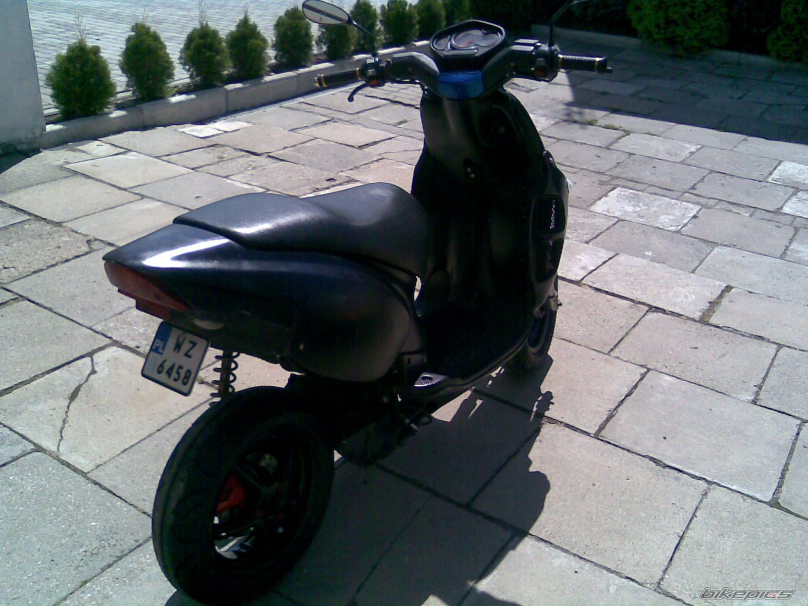 Photo 1375231