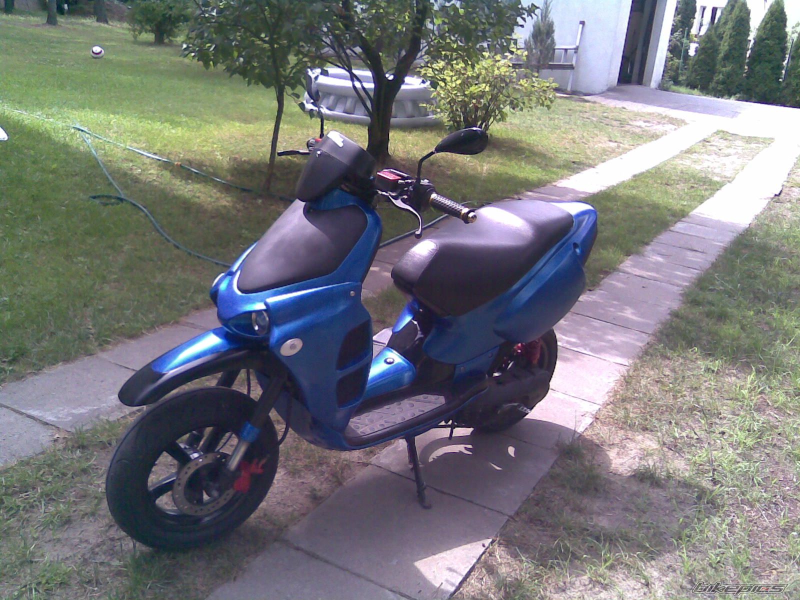 Photo 1375235