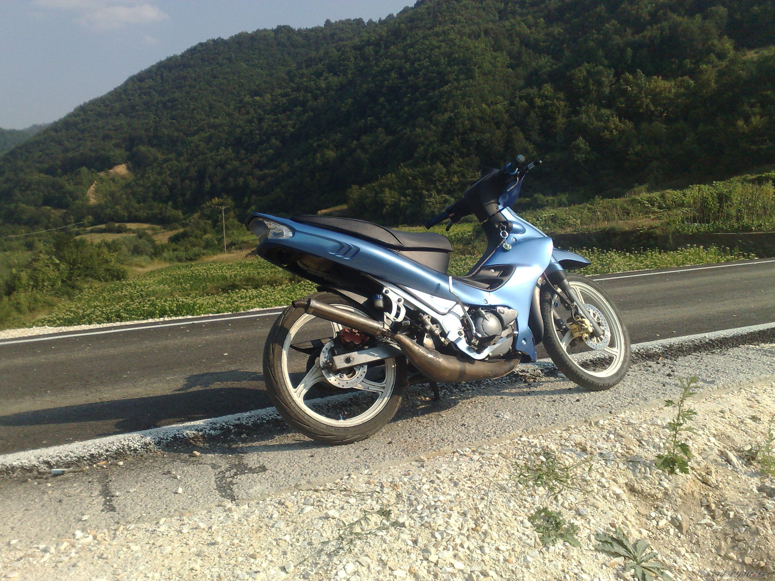 Photo 1375245